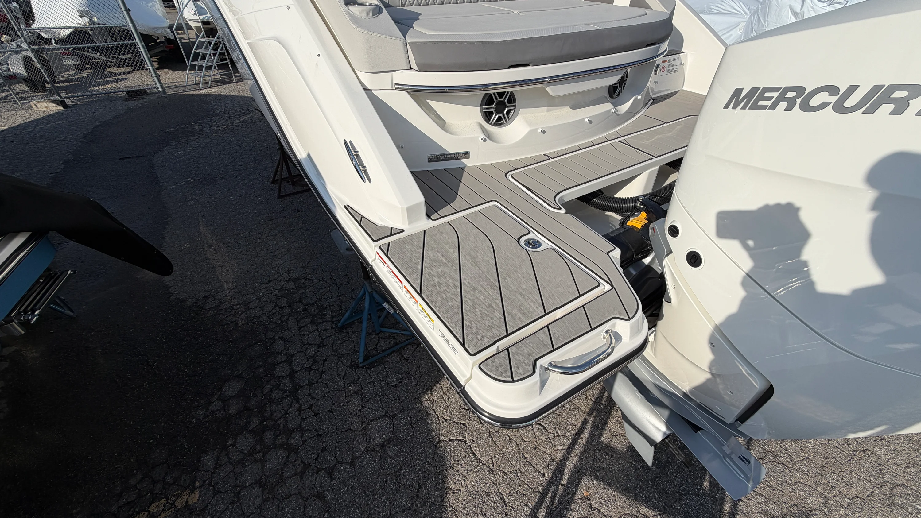 2026 Sea Ray SLX 310 Outboard Image Thumbnail #49