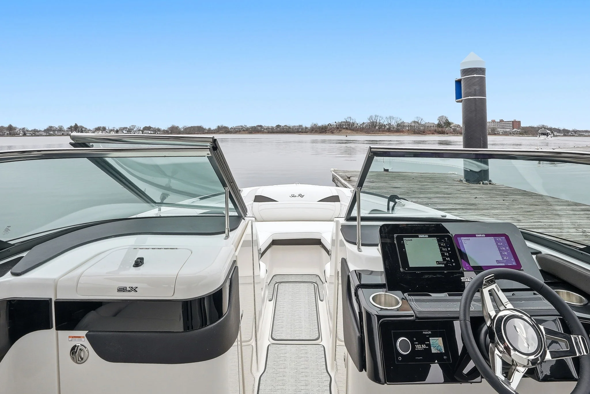 2026 Sea Ray SLX 260 Outboard Image Thumbnail #22