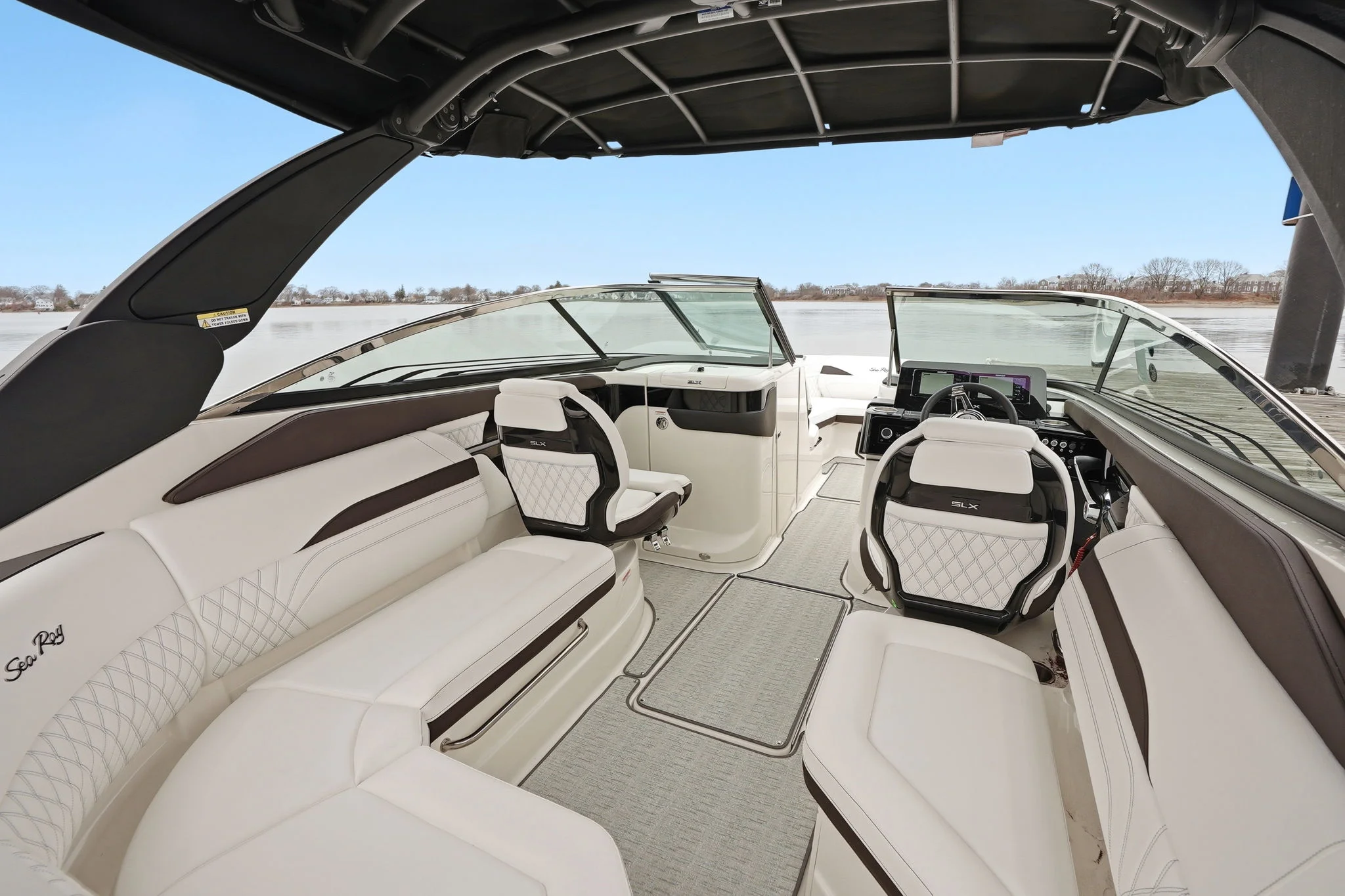 2026 Sea Ray SLX 260 Outboard Image Thumbnail #7