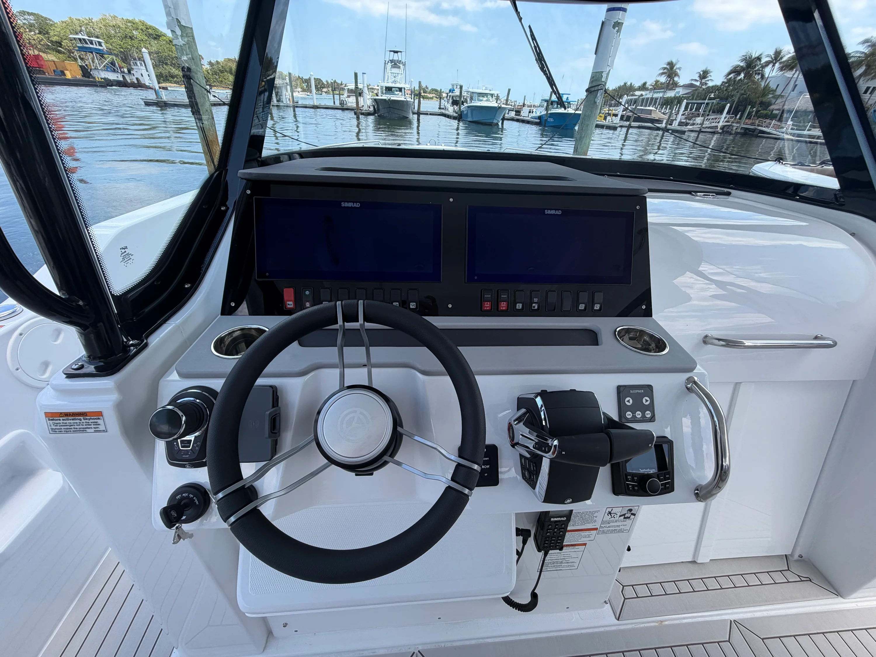 2026 Cruisers Yachts 38 VTR Image Thumbnail #32