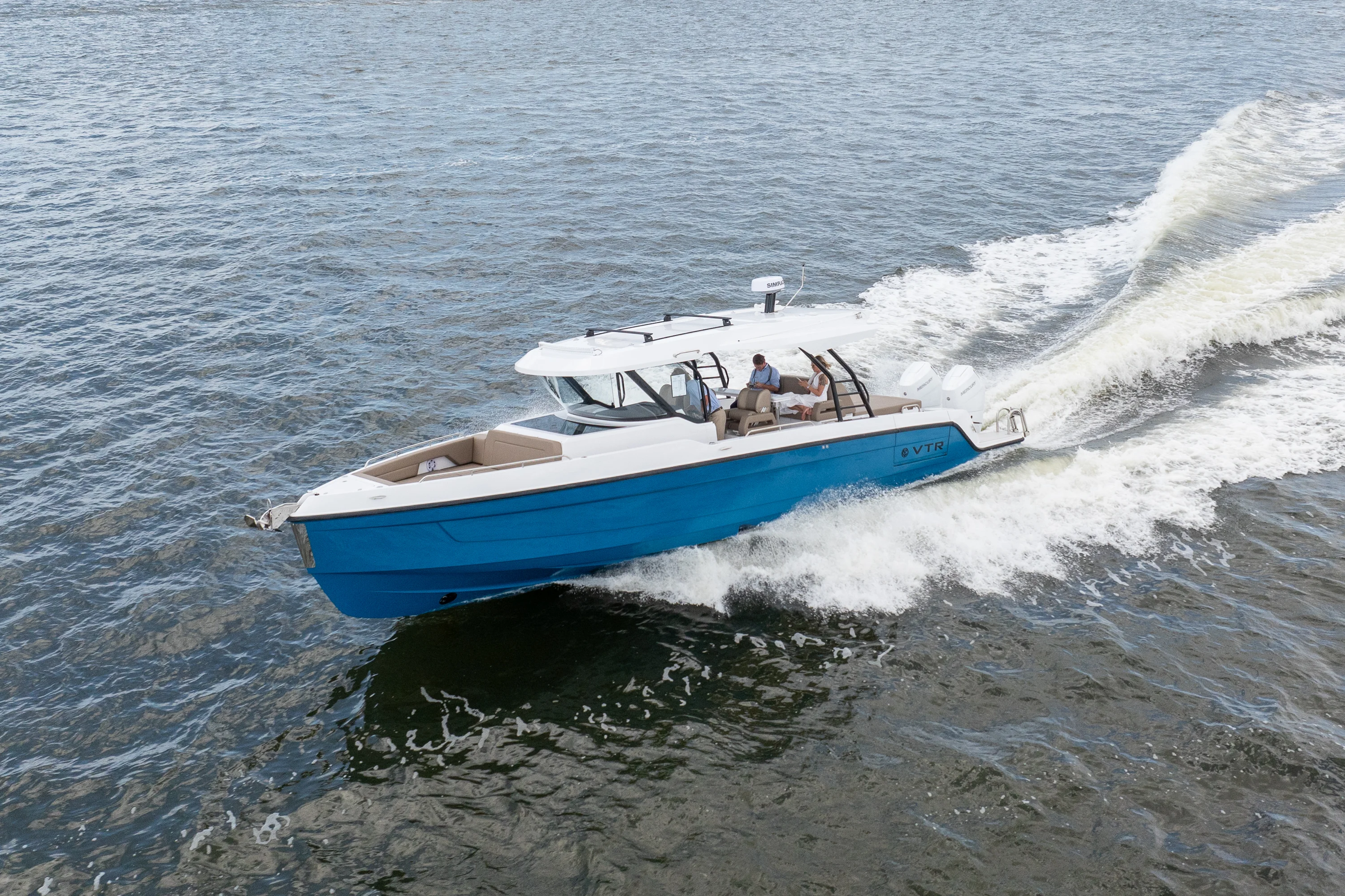 2026 Cruisers Yachts 38 VTR Image Thumbnail #3