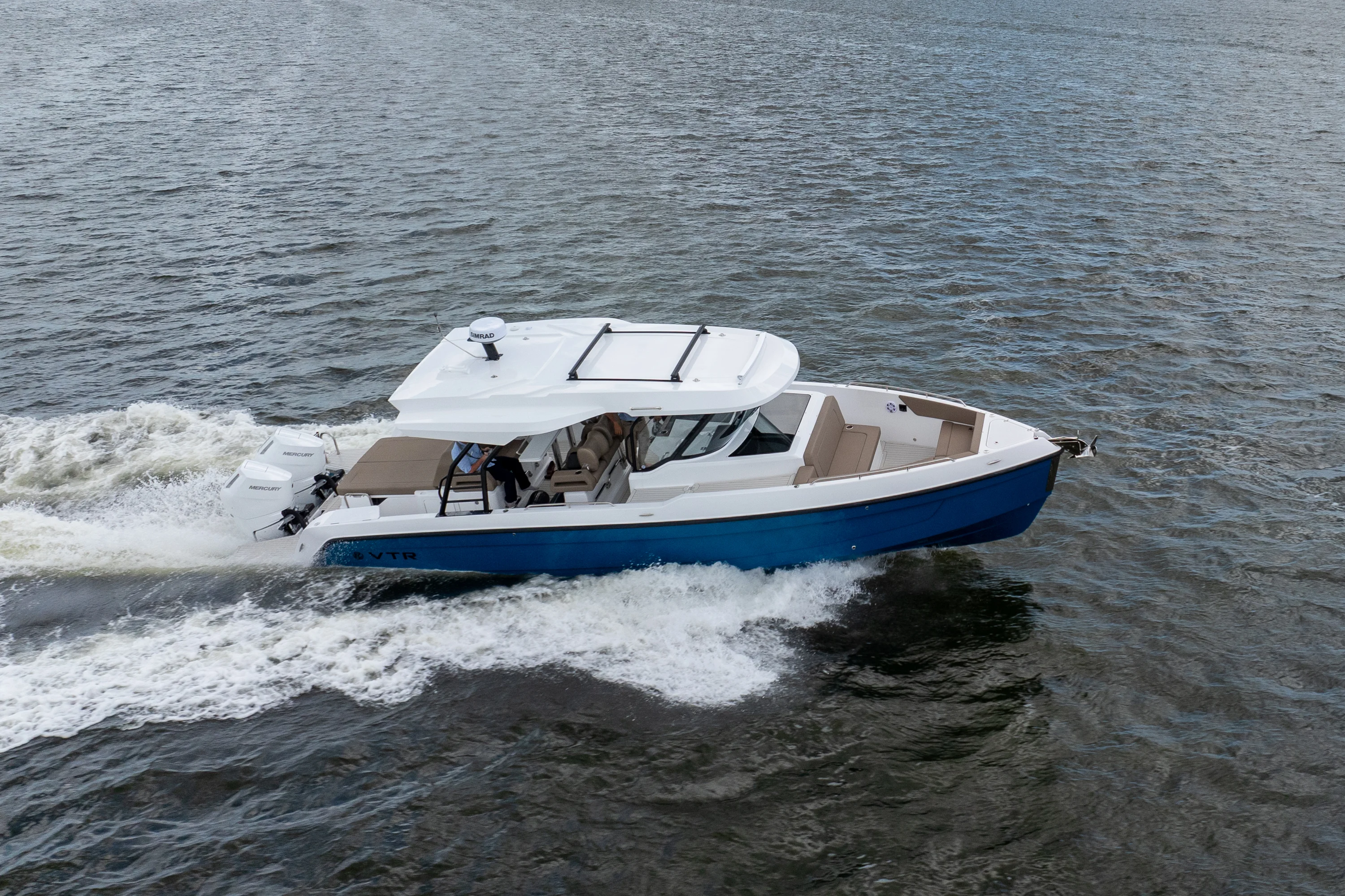 2026 Cruisers Yachts 38 VTR Image Thumbnail #0