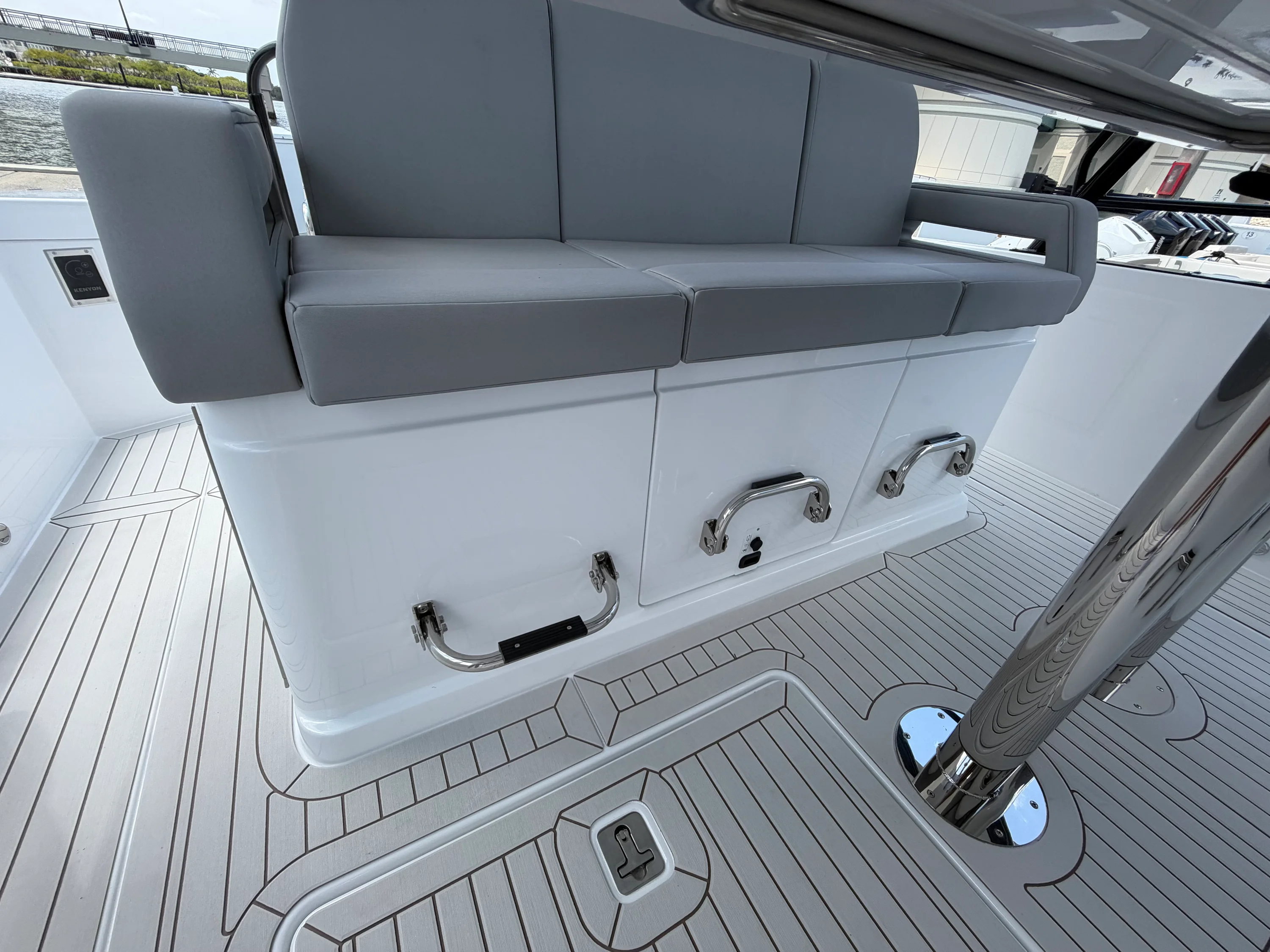 2026 Cruisers Yachts 38 VTR Image Thumbnail #24