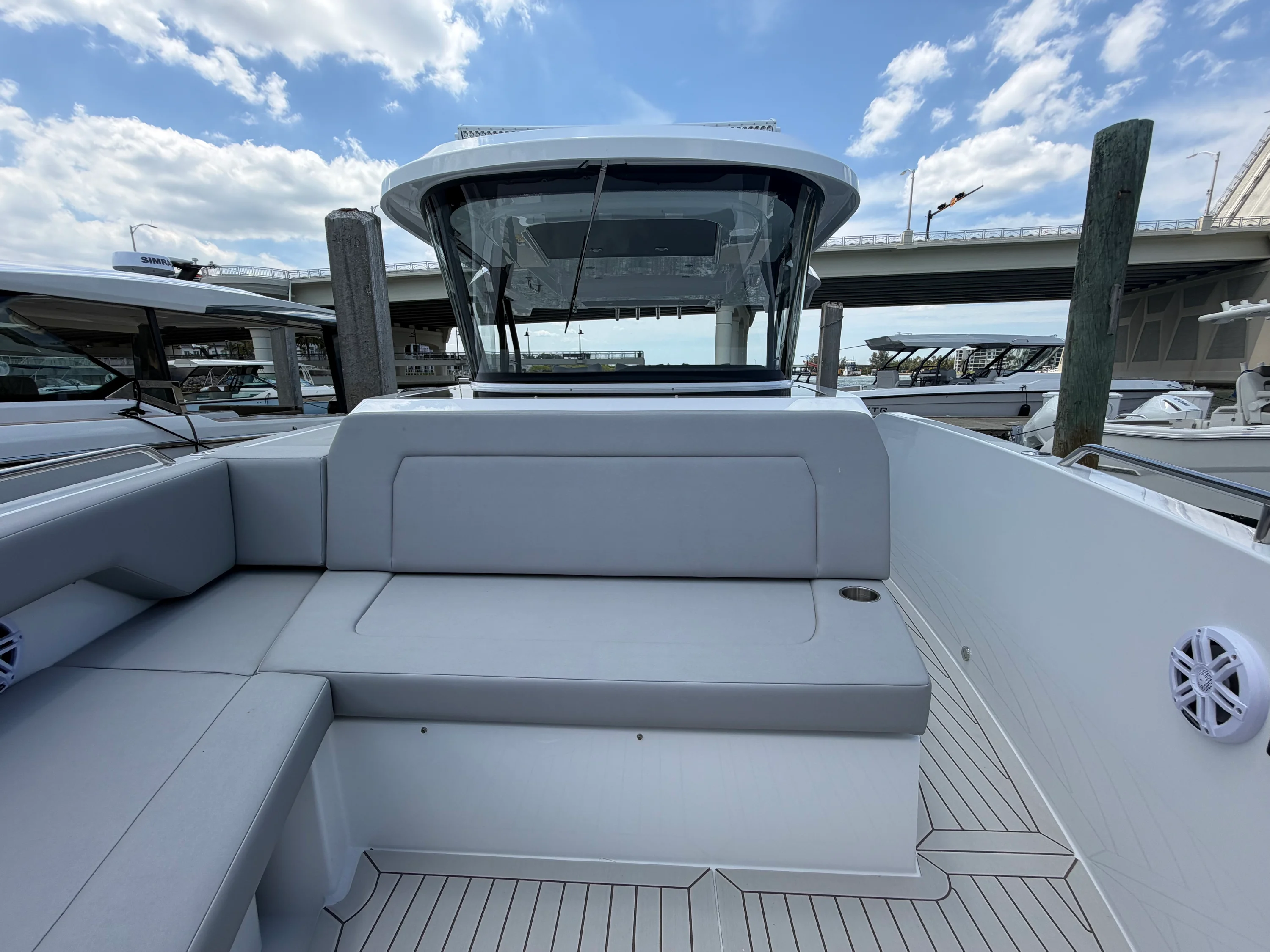 2026 Cruisers Yachts 38 VTR Image Thumbnail #46