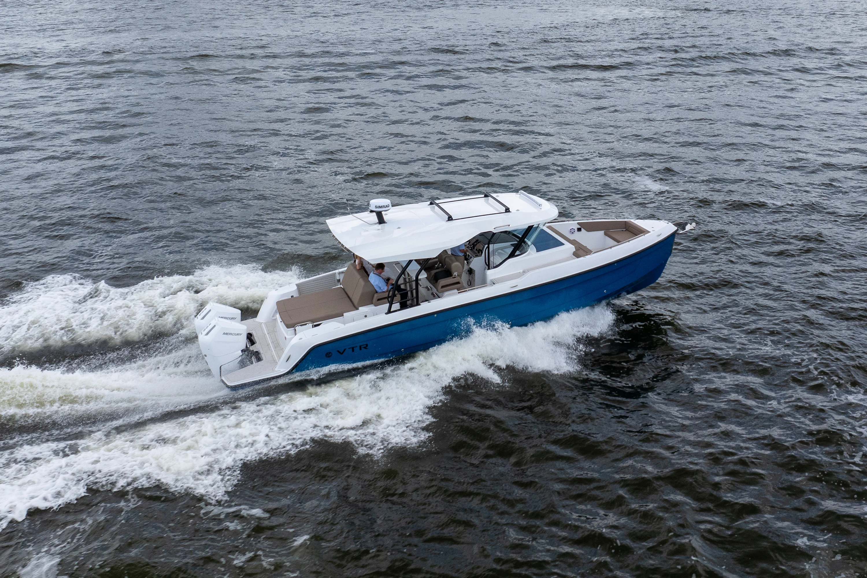 2026 Cruisers Yachts 38 VTR Image Thumbnail #28