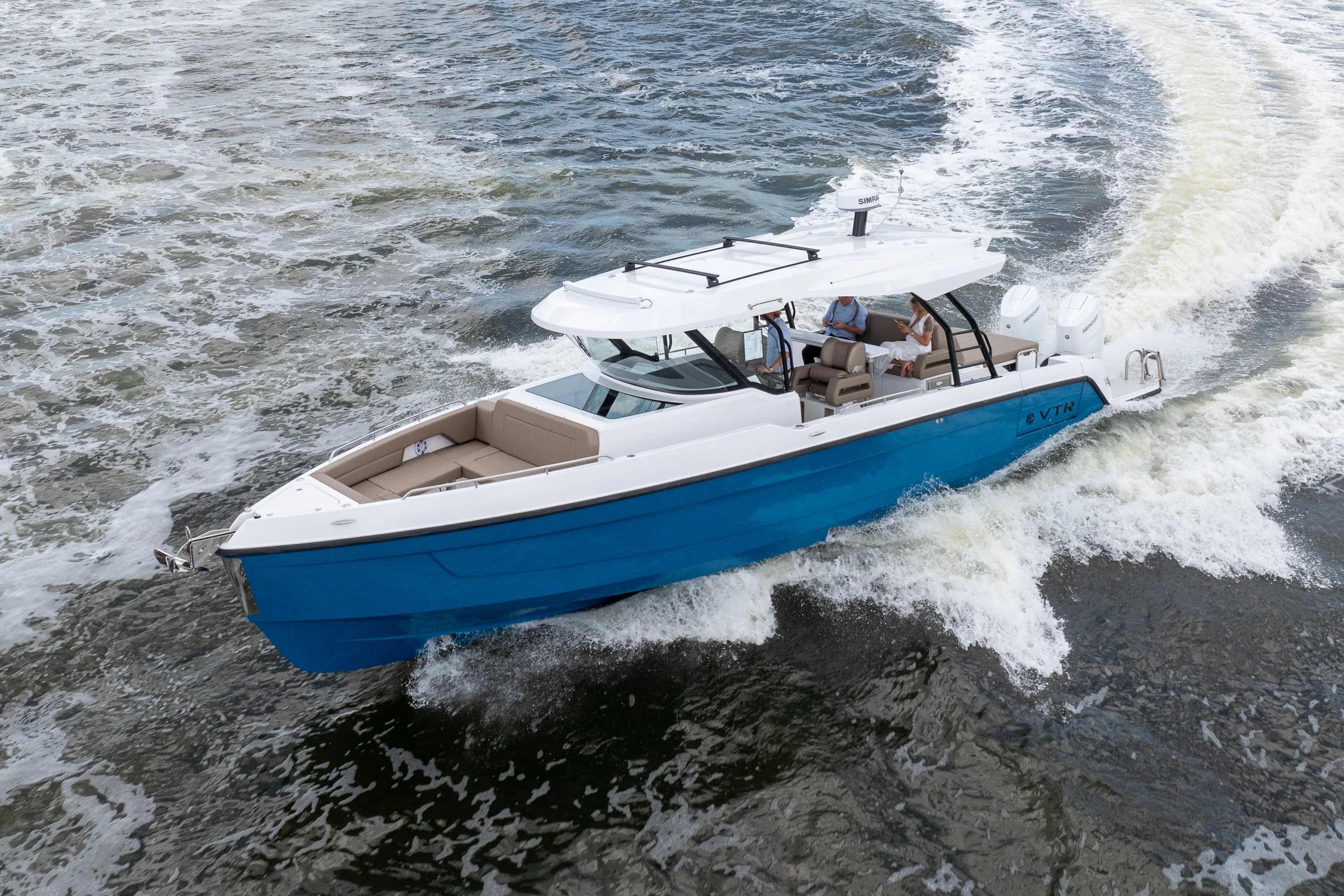 2026 Cruisers Yachts 38 VTR Image Thumbnail #30