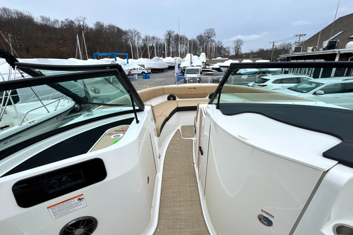 2026 Sea Ray SDX 250 Outboard Image Thumbnail #31