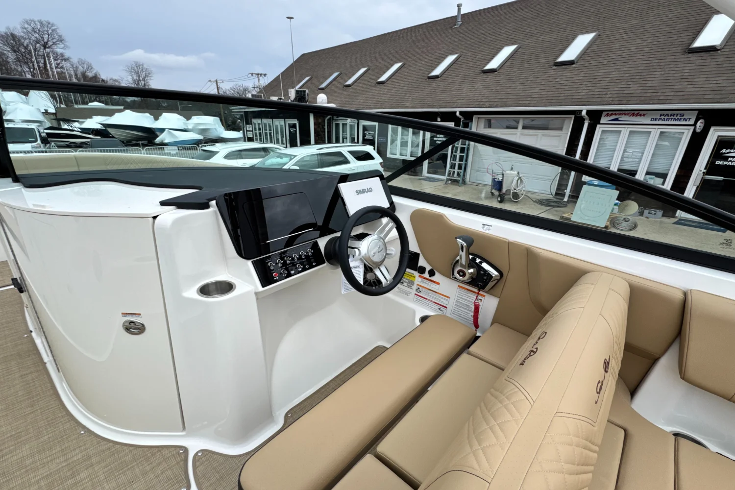 2026 Sea Ray SDX 250 Outboard Image Thumbnail #26