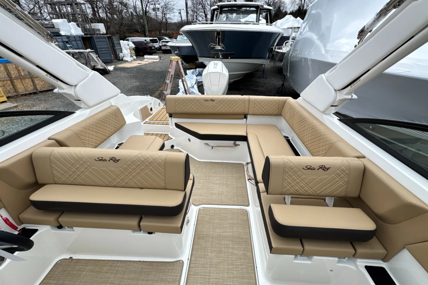 2026 Sea Ray SDX 250 Outboard Image Thumbnail #19