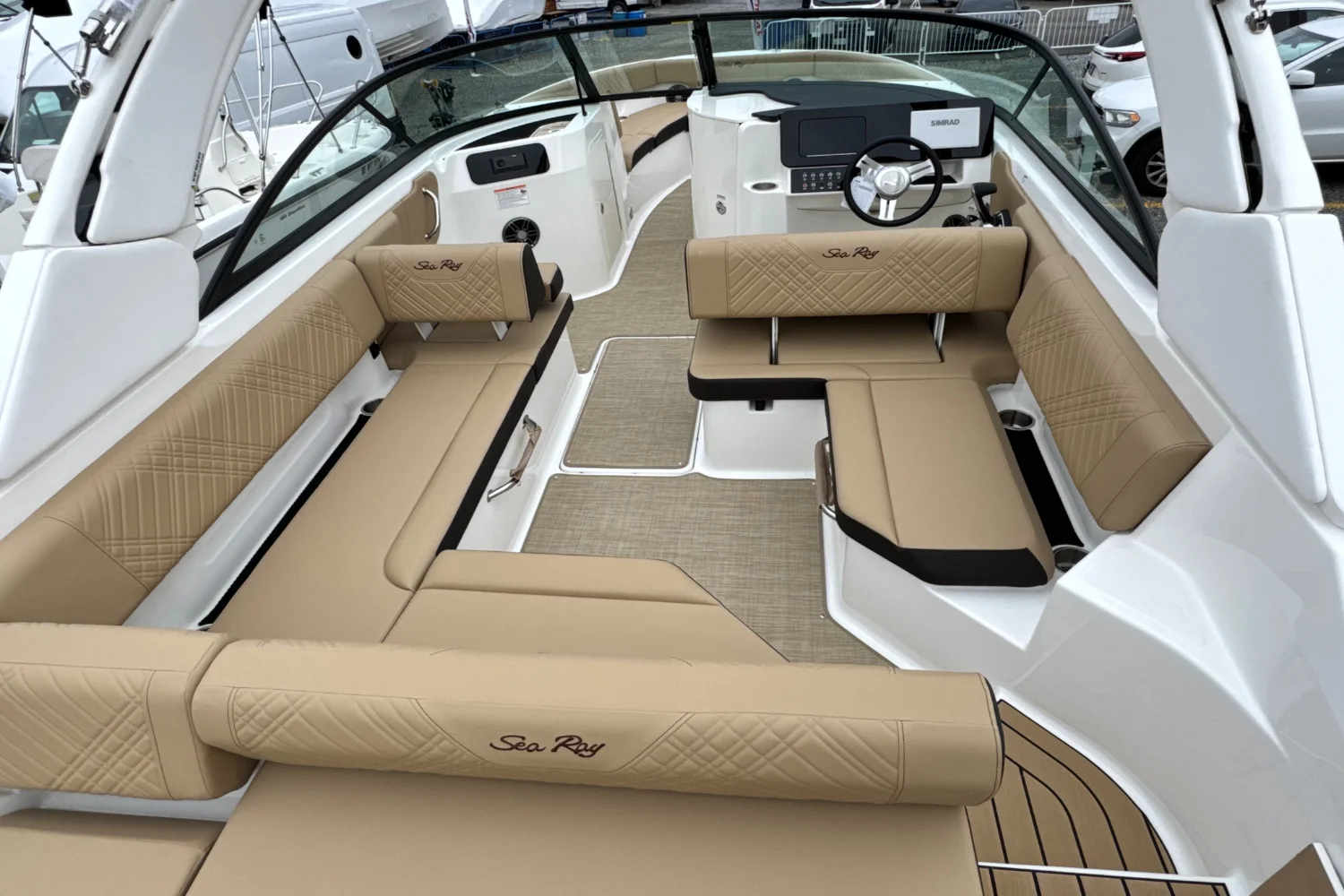 2026 Sea Ray SDX 250 Outboard Image Thumbnail #10