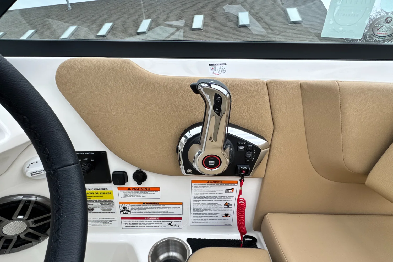 2026 Sea Ray SDX 250 Outboard Image Thumbnail #29