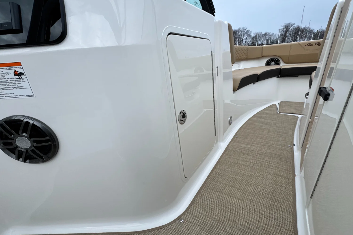 2026 Sea Ray SDX 250 Outboard Image Thumbnail #39