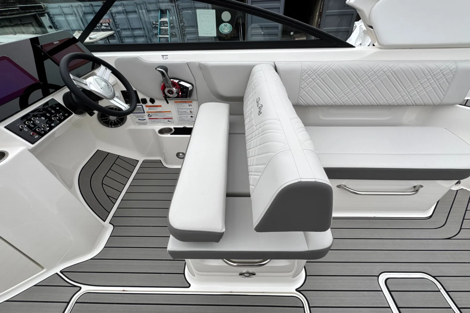 2026 Sea Ray SDX 270 Outboard Image Thumbnail #22