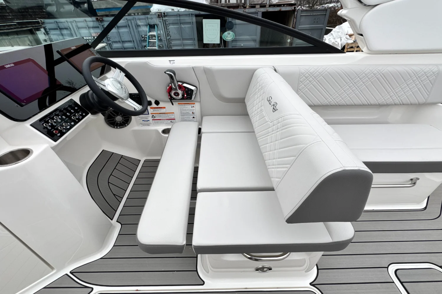 2026 Sea Ray SDX 270 Outboard Image Thumbnail #23