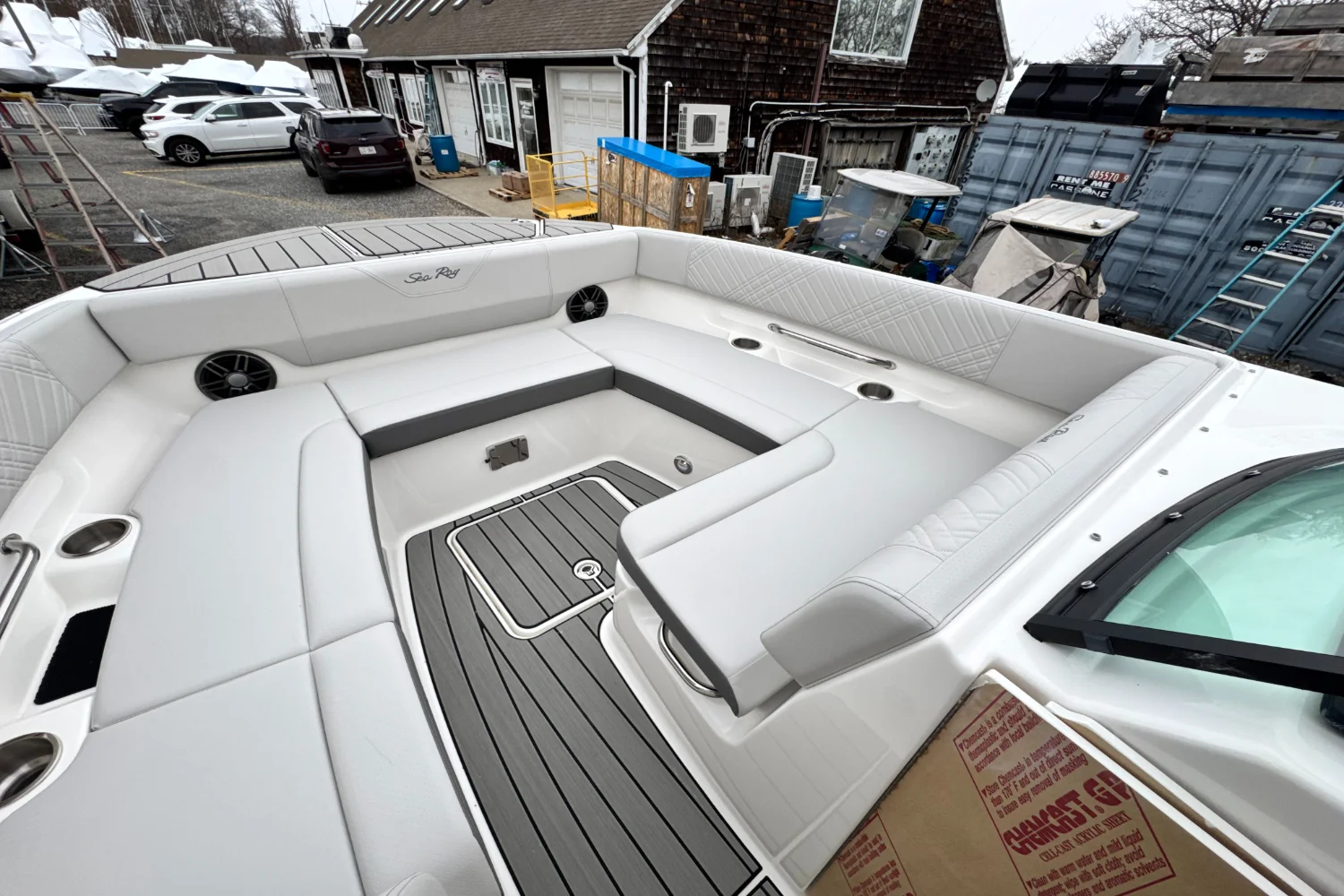 2026 Sea Ray SDX 270 Outboard Image Thumbnail #44