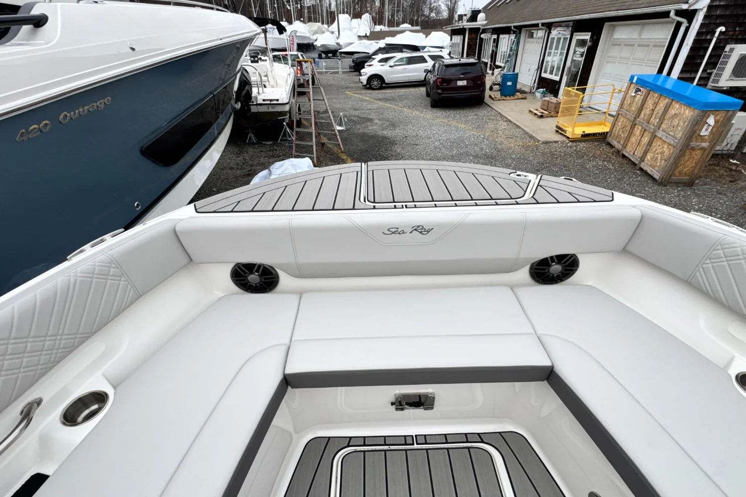 2026 Sea Ray SDX 270 Outboard Image Thumbnail #51