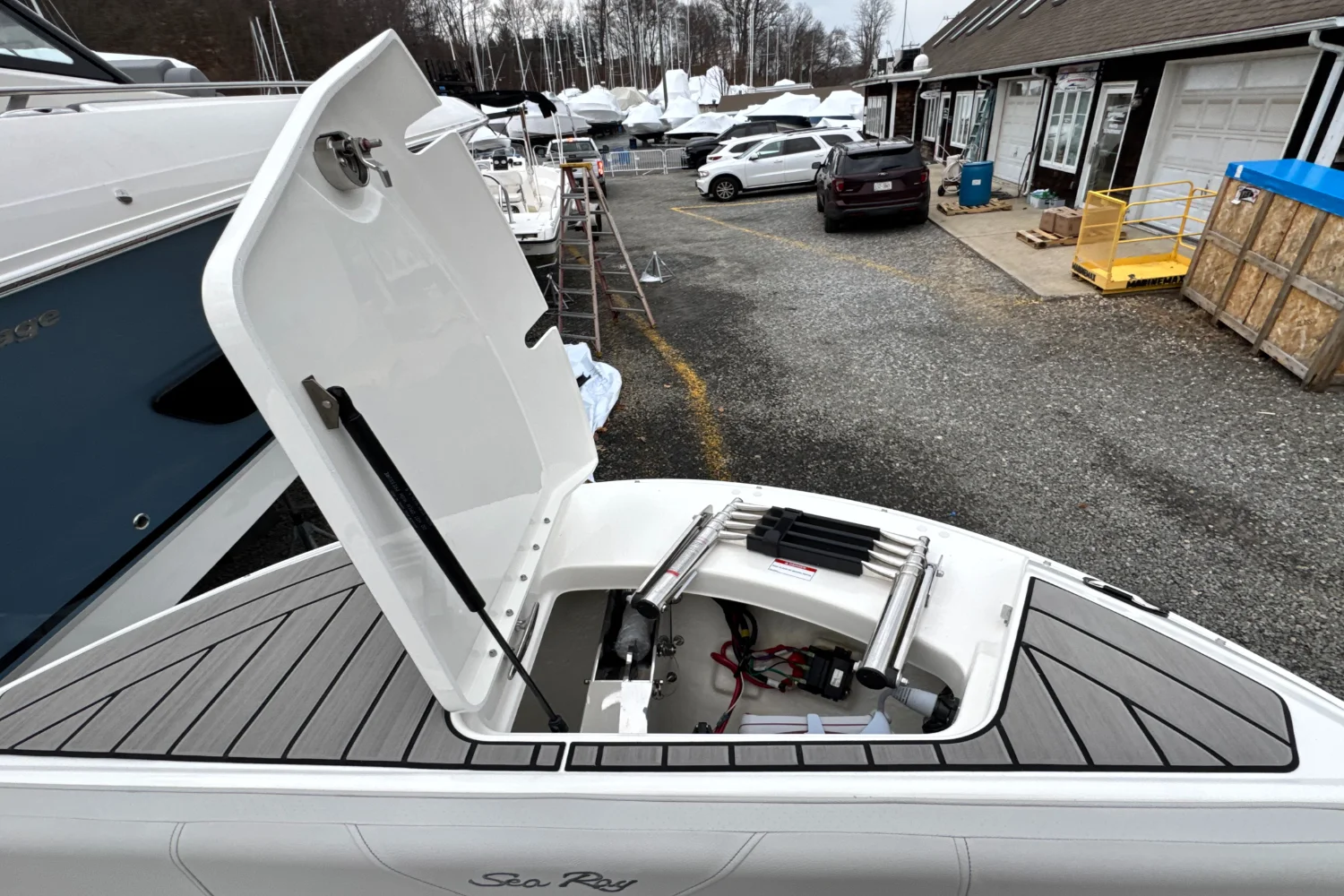 2026 Sea Ray SDX 270 Outboard Image Thumbnail #54