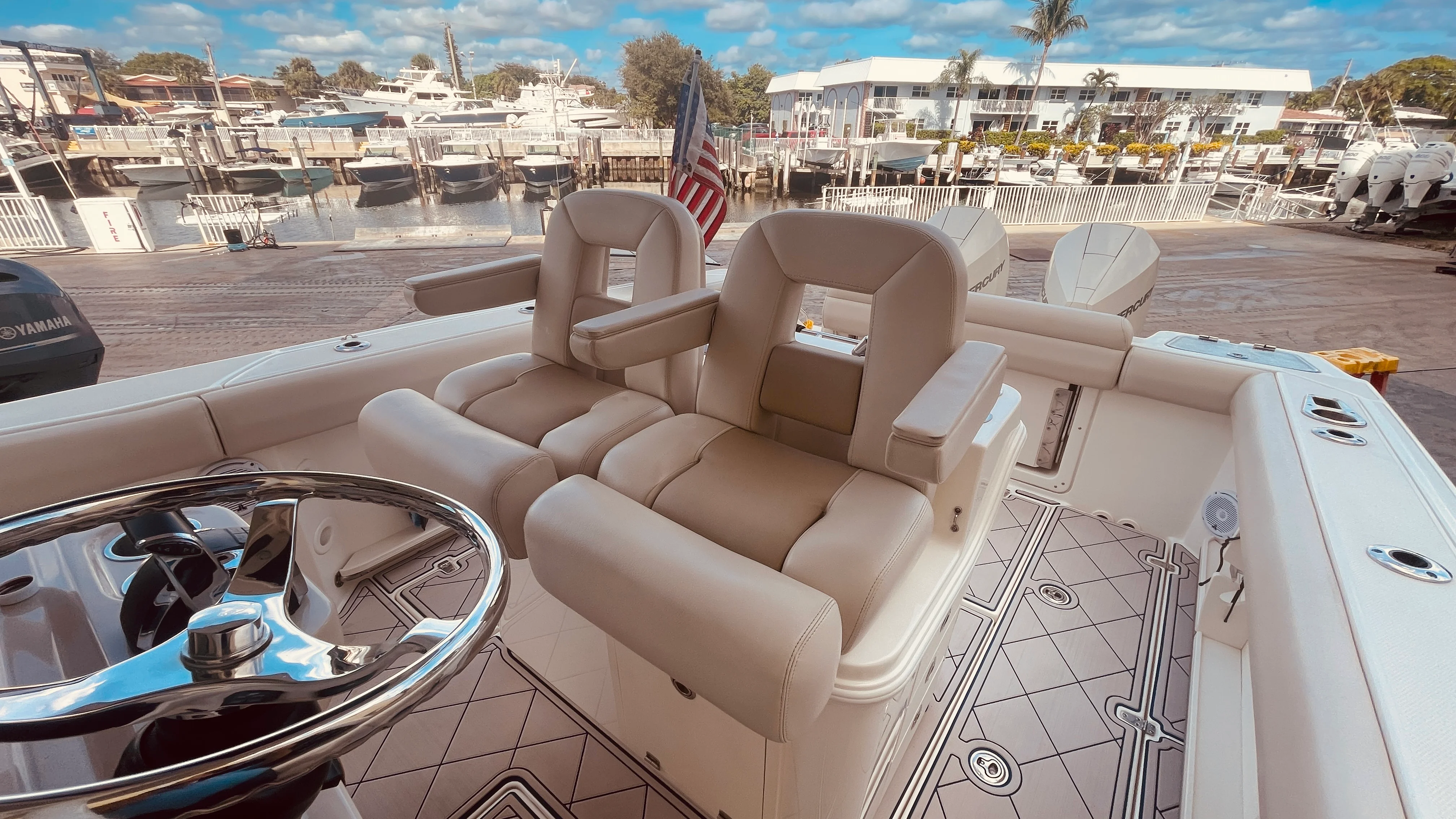 2019 Boston Whaler 280 OUTRAGE Image Thumbnail #24