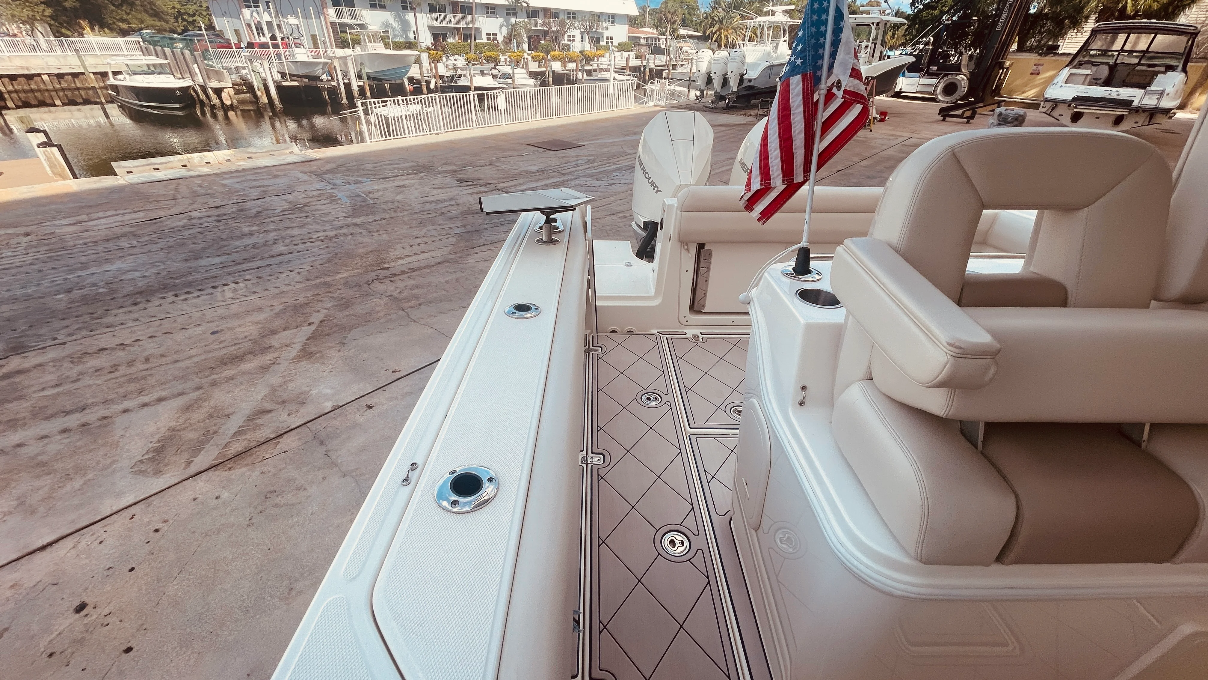 2019 Boston Whaler 280 OUTRAGE Image Thumbnail #25