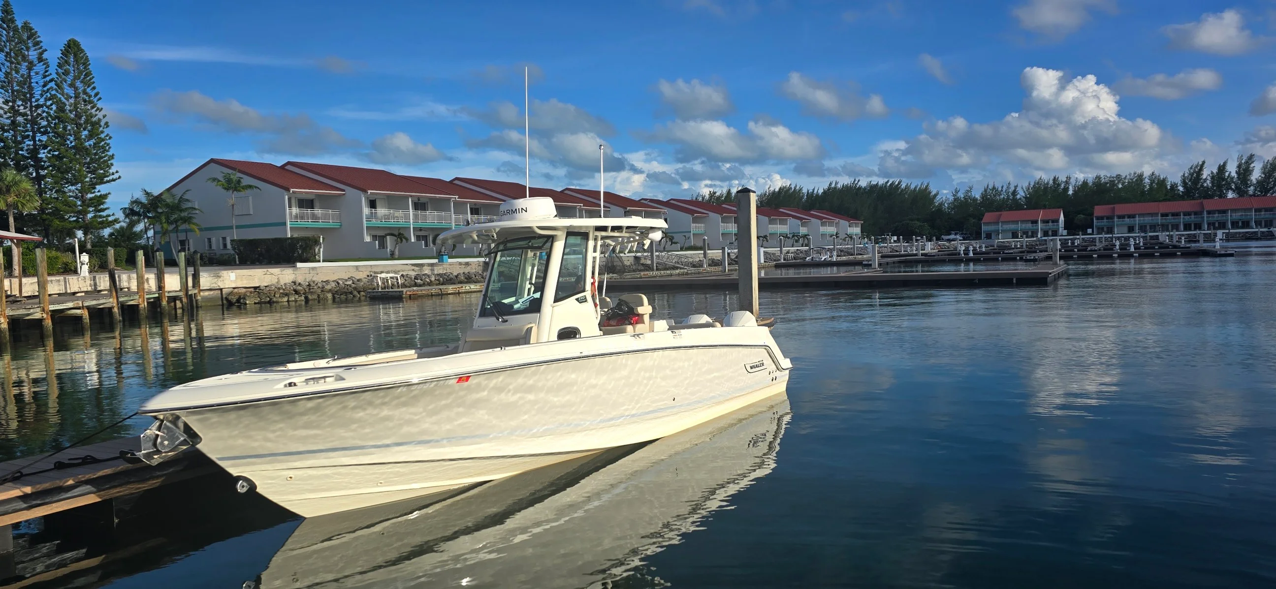 2019 Boston Whaler 280 OUTRAGE Image Thumbnail #2