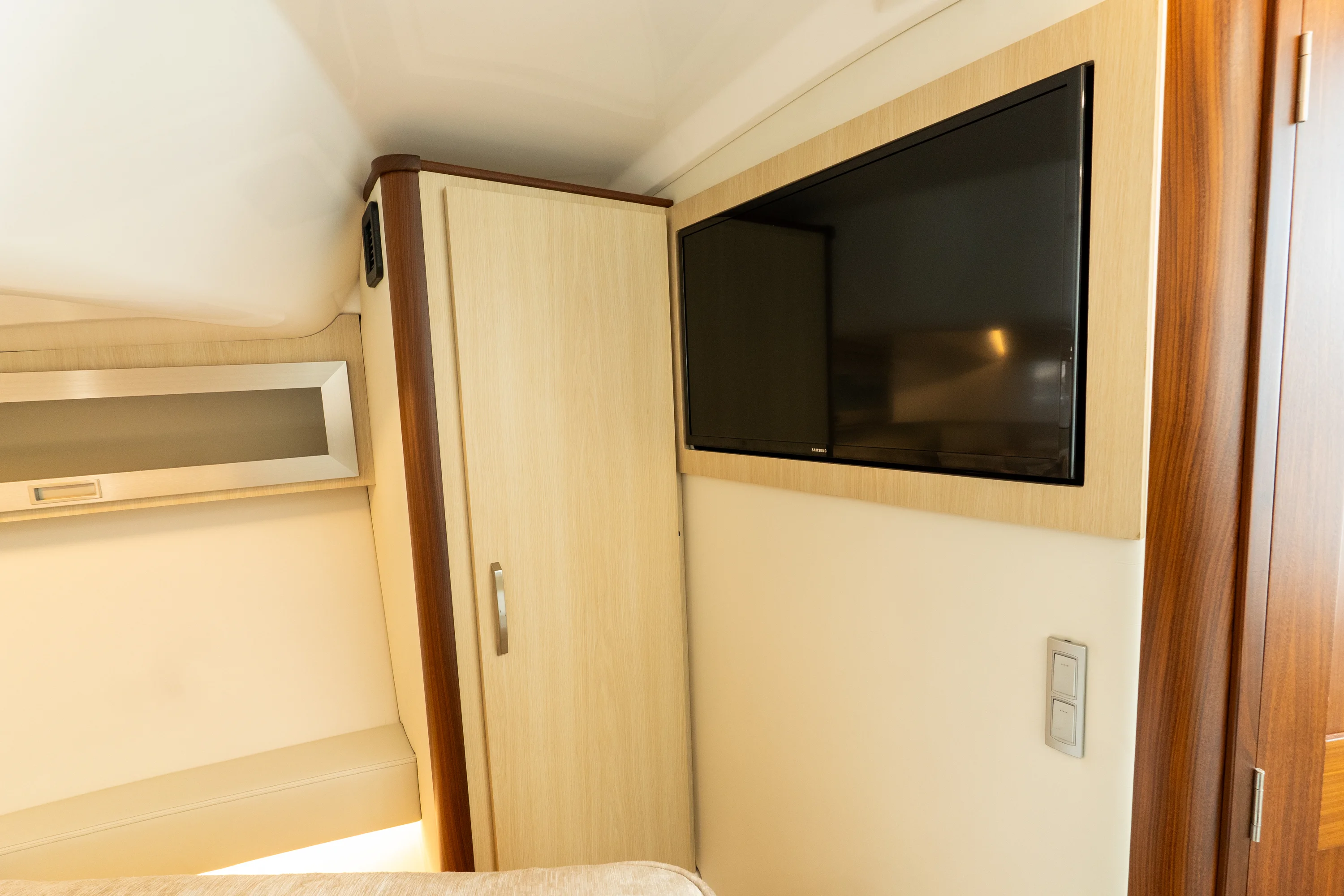 2023 Regal 36XO Image Thumbnail #12