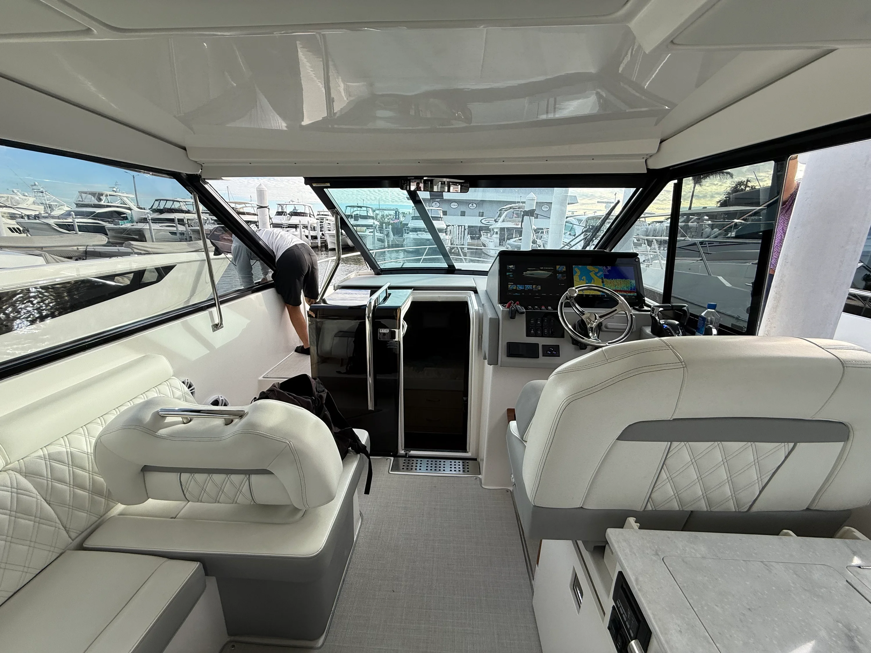 2023 Regal 36XO Image Thumbnail #12