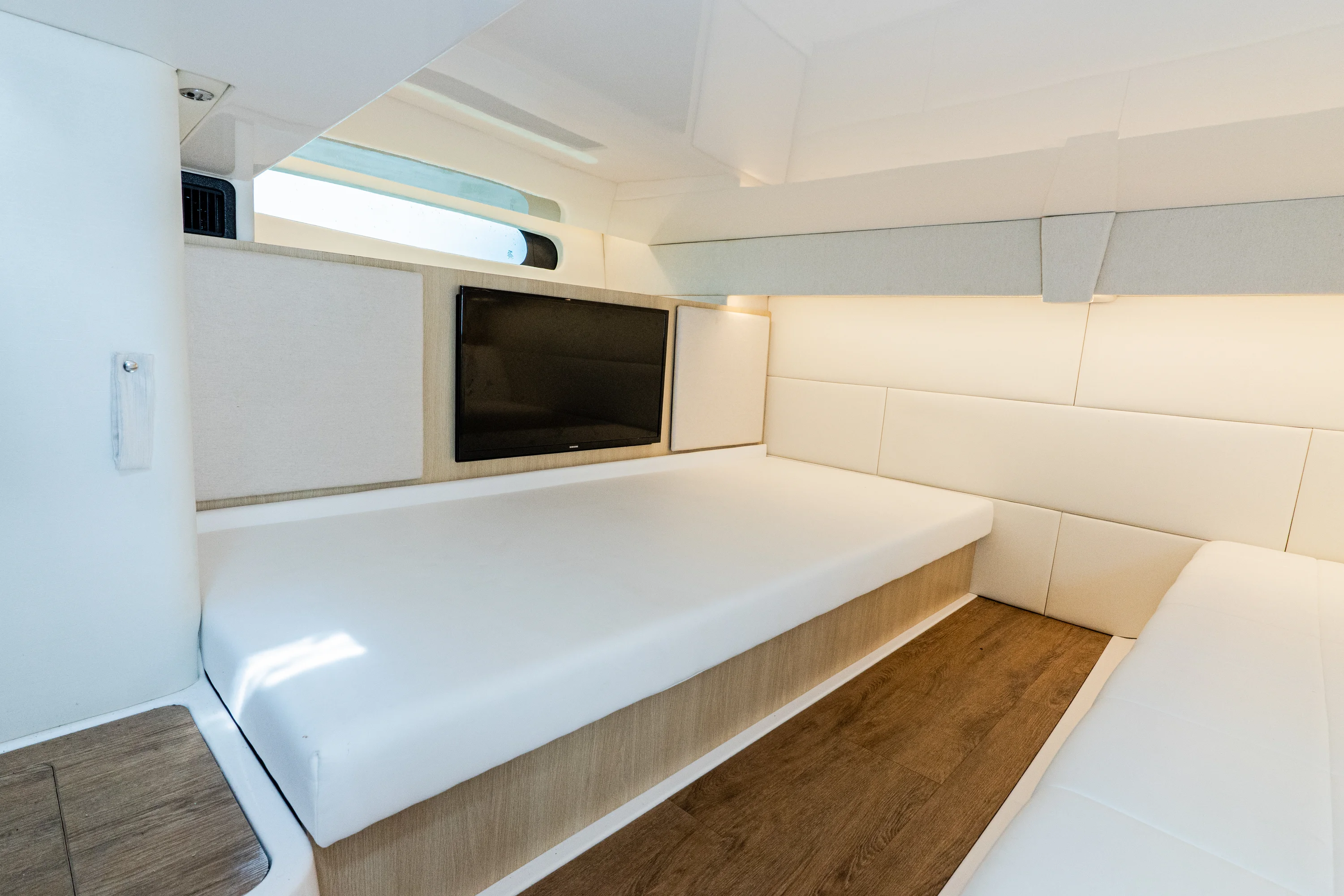 2023 Regal 36XO Image Thumbnail #19