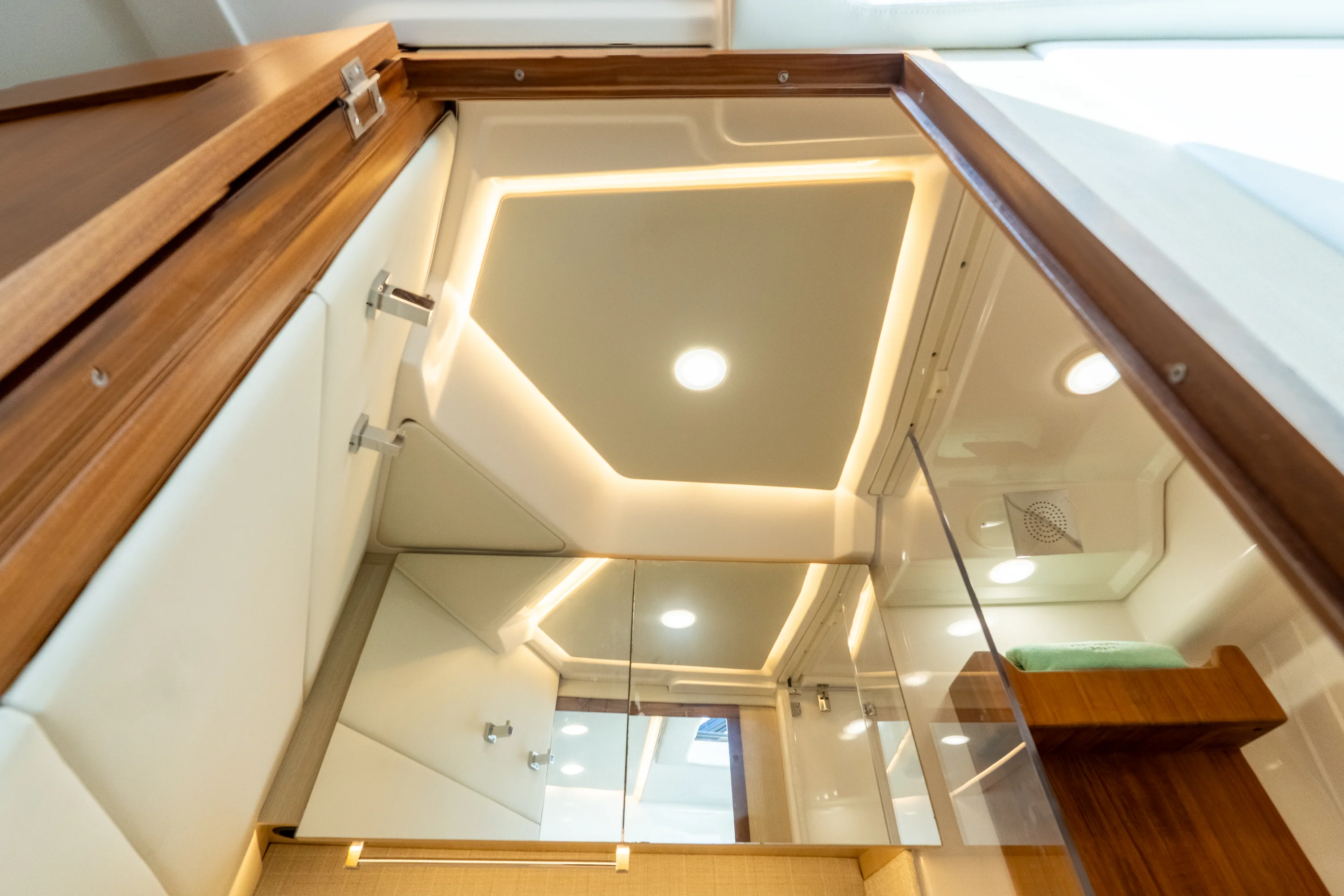 2023 Regal 36XO Image Thumbnail #13