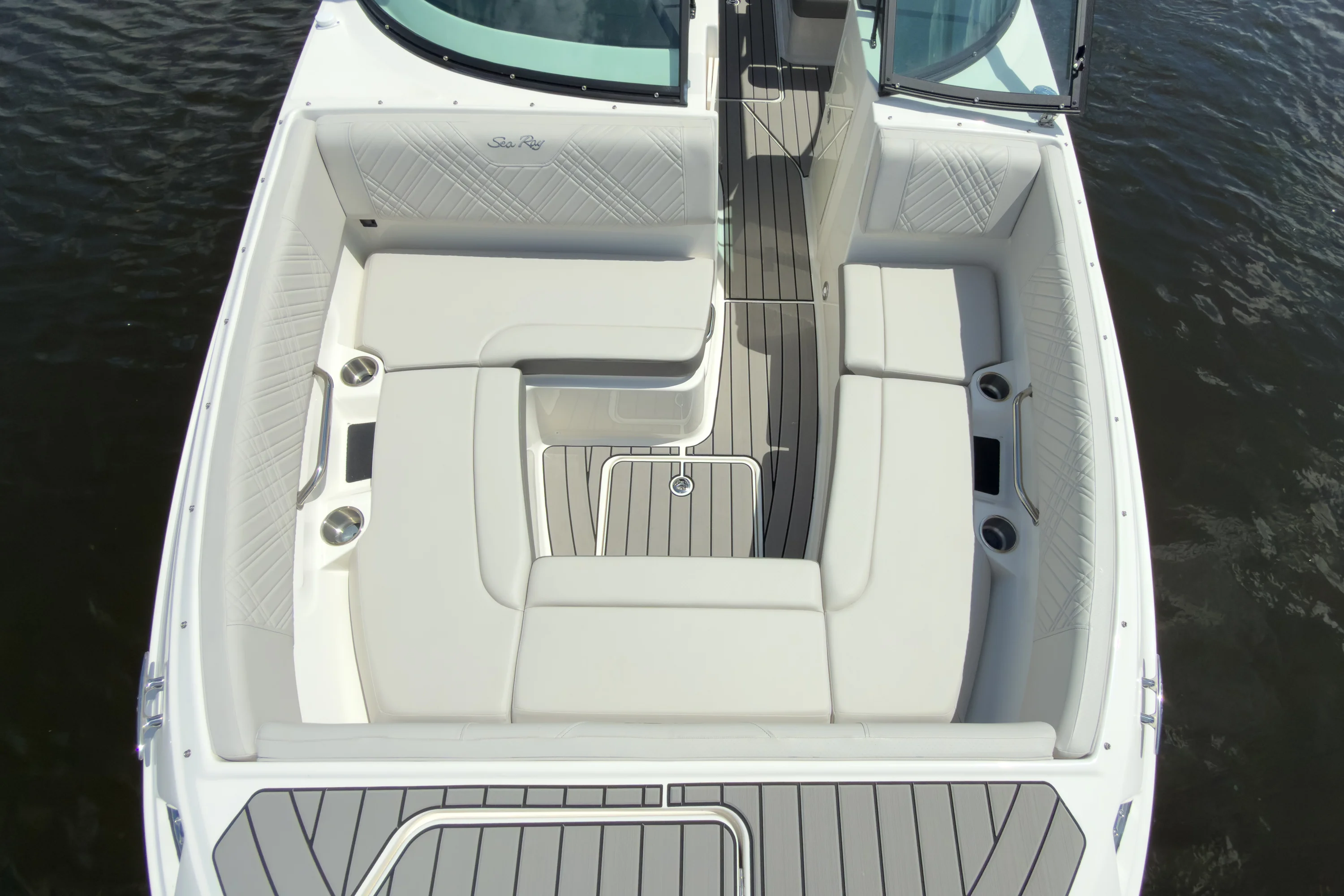 2026 Sea Ray SDX 270 Outboard Image Thumbnail #16