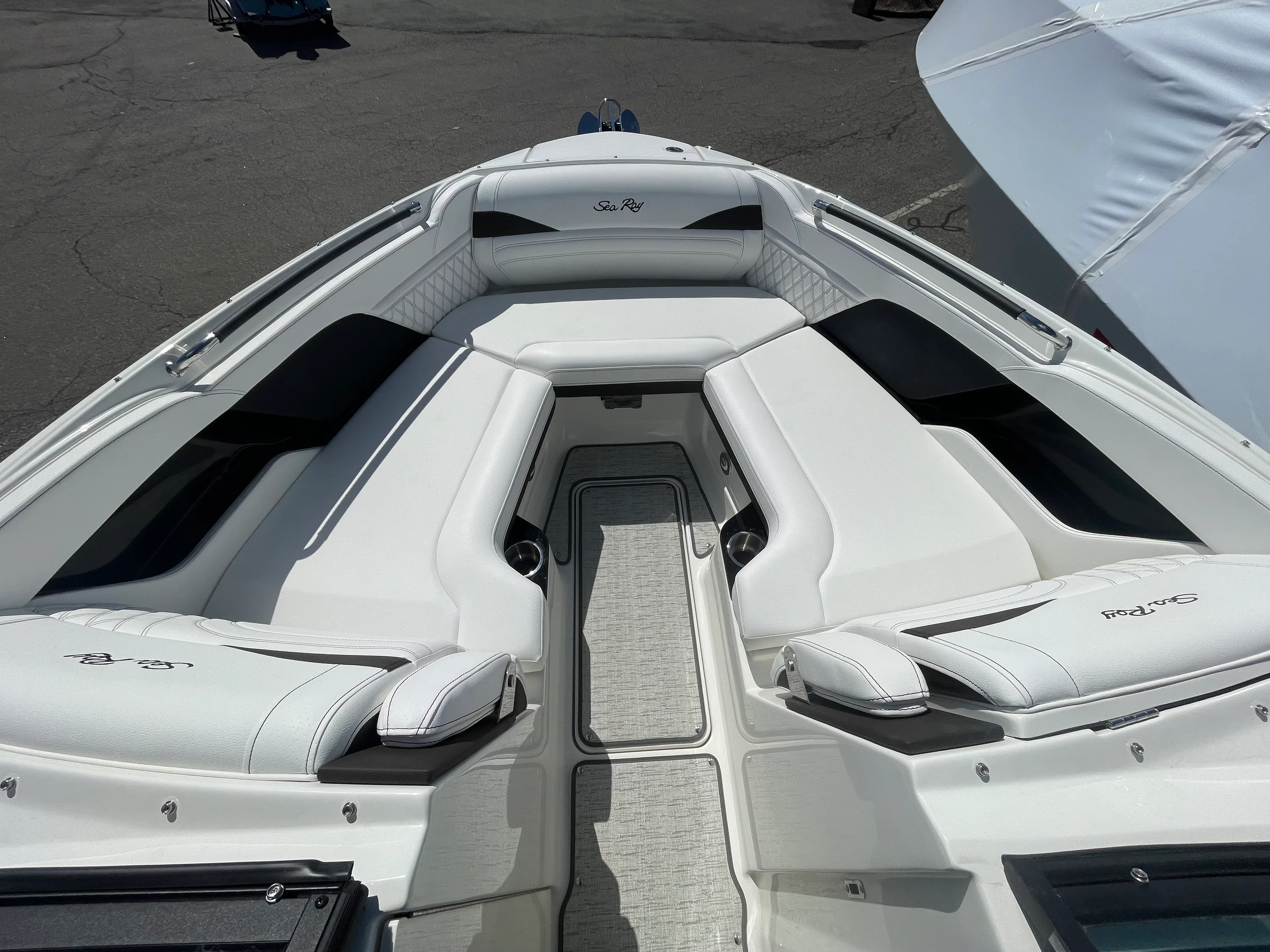 2026 Sea Ray SLX 280 Outboard Image Thumbnail #16
