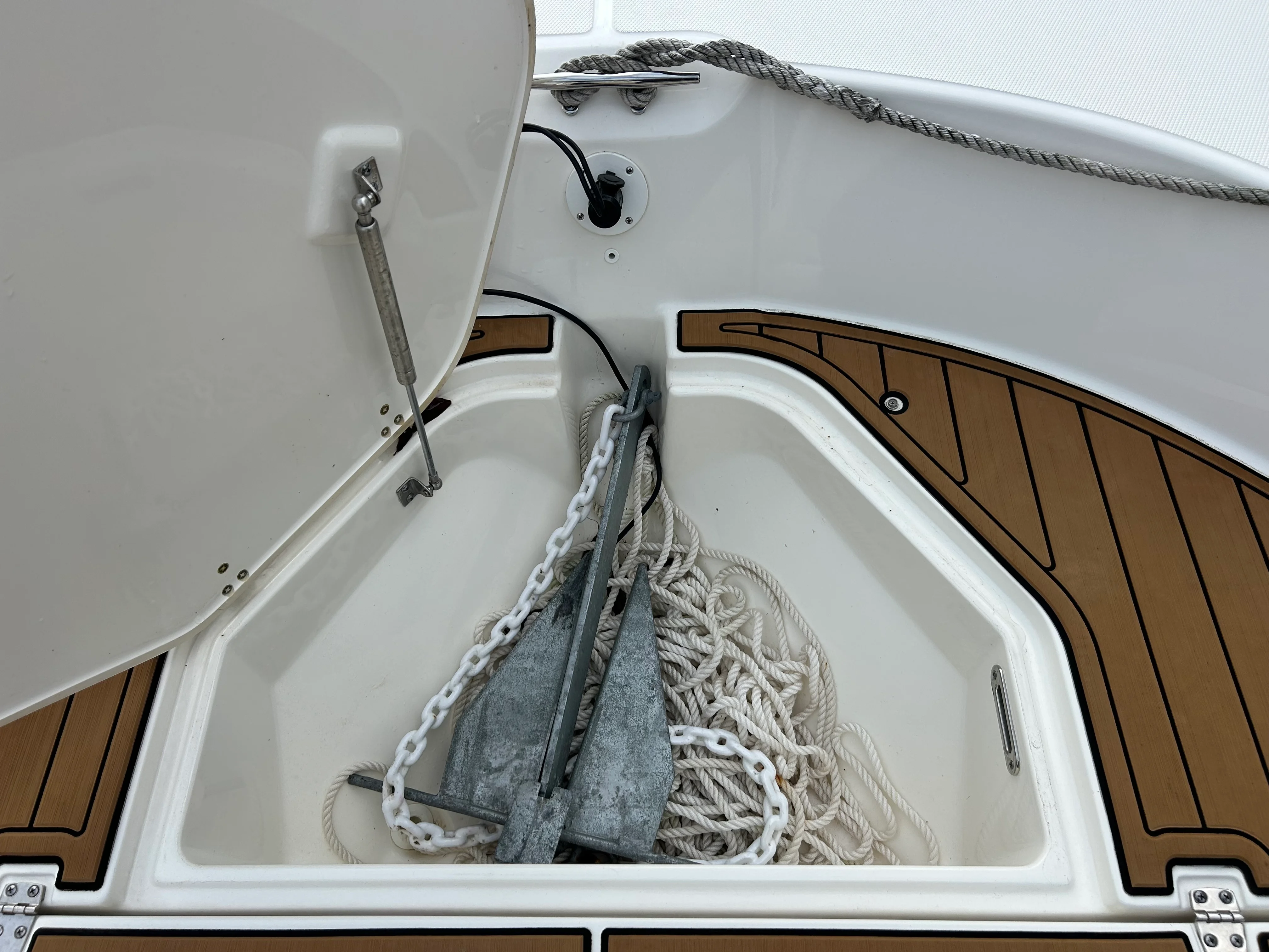 2023 Boston Whaler 210 Montauk Image Thumbnail #22