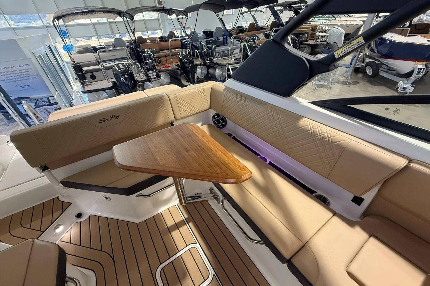 2026 Sea Ray SDX 250 Surf Image Thumbnail #12