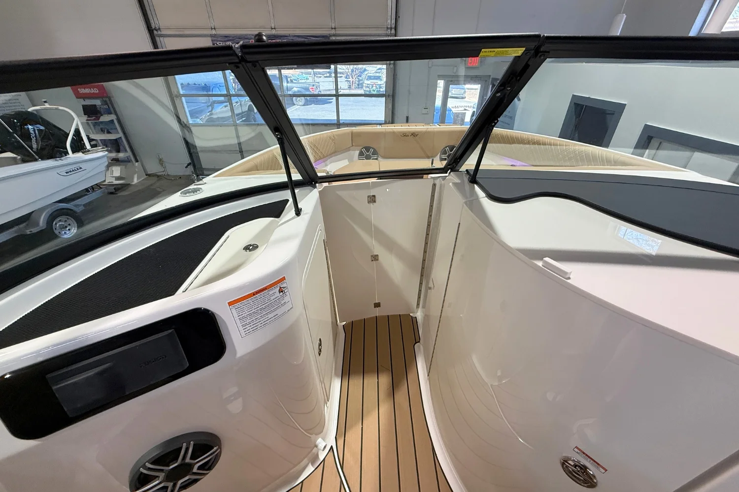 2026 Sea Ray SDX 250 Surf Image Thumbnail #26