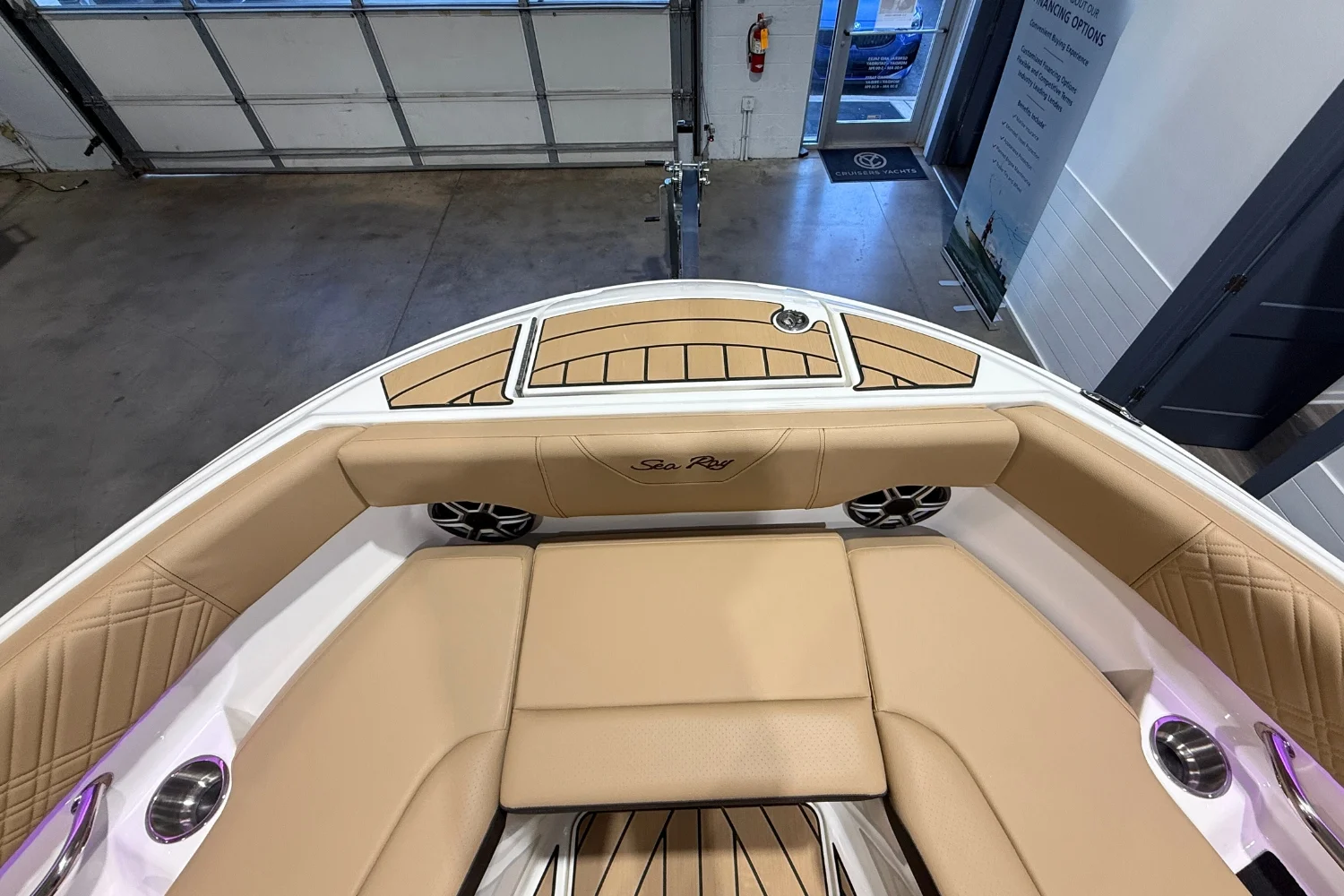 2026 Sea Ray SDX 250 Surf Image Thumbnail #36