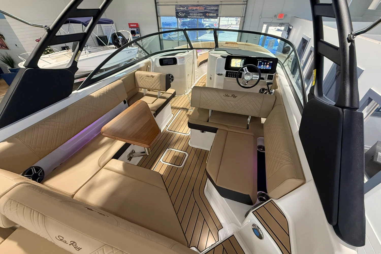 2026 Sea Ray SDX 250 Surf Image Thumbnail #9