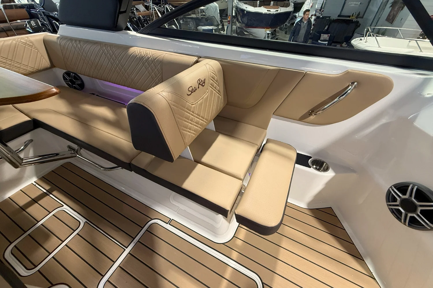 2026 Sea Ray SDX 250 Surf Image Thumbnail #22