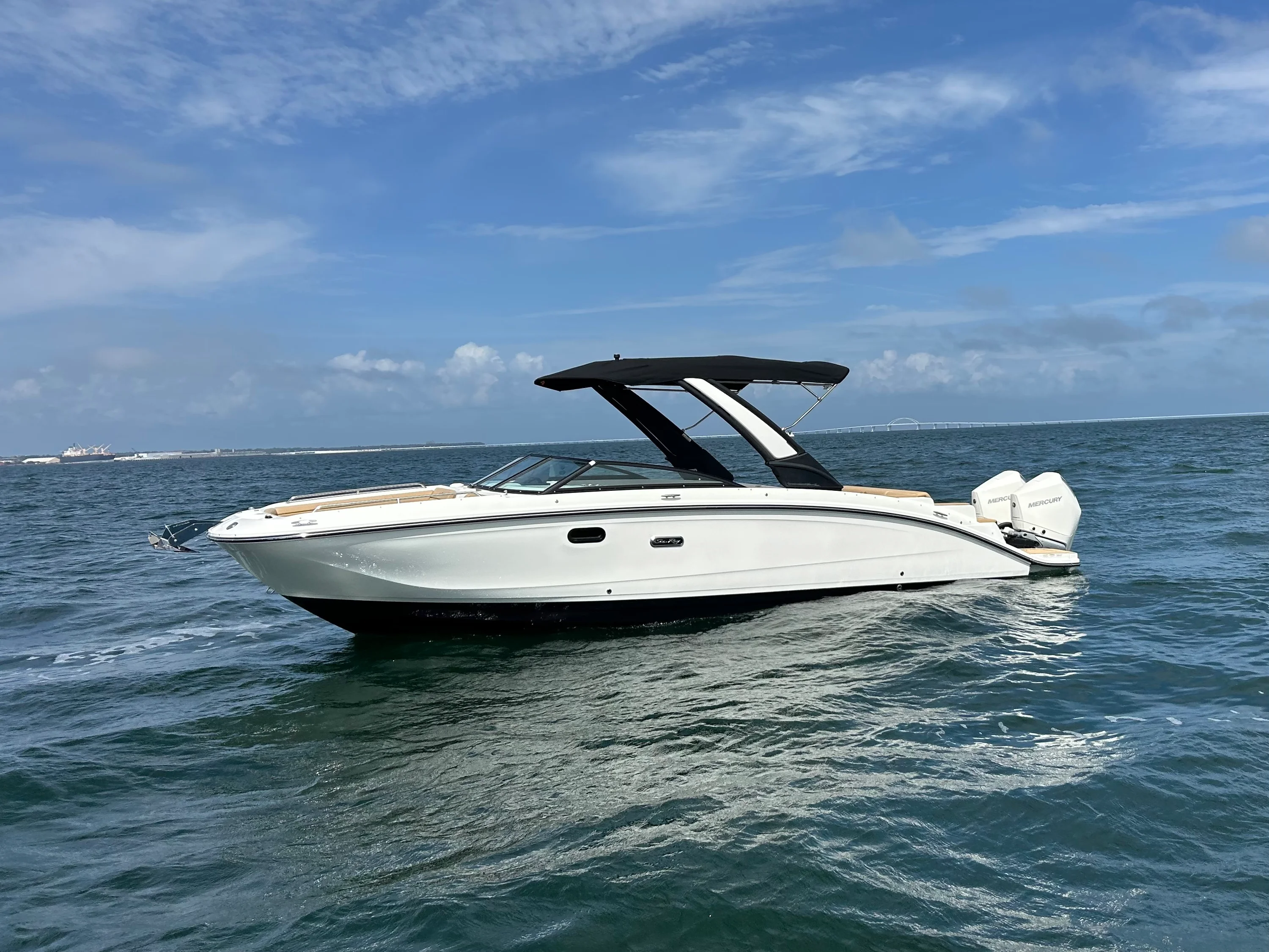 2026 Sea Ray SDX 290 Outboard Image Thumbnail #1