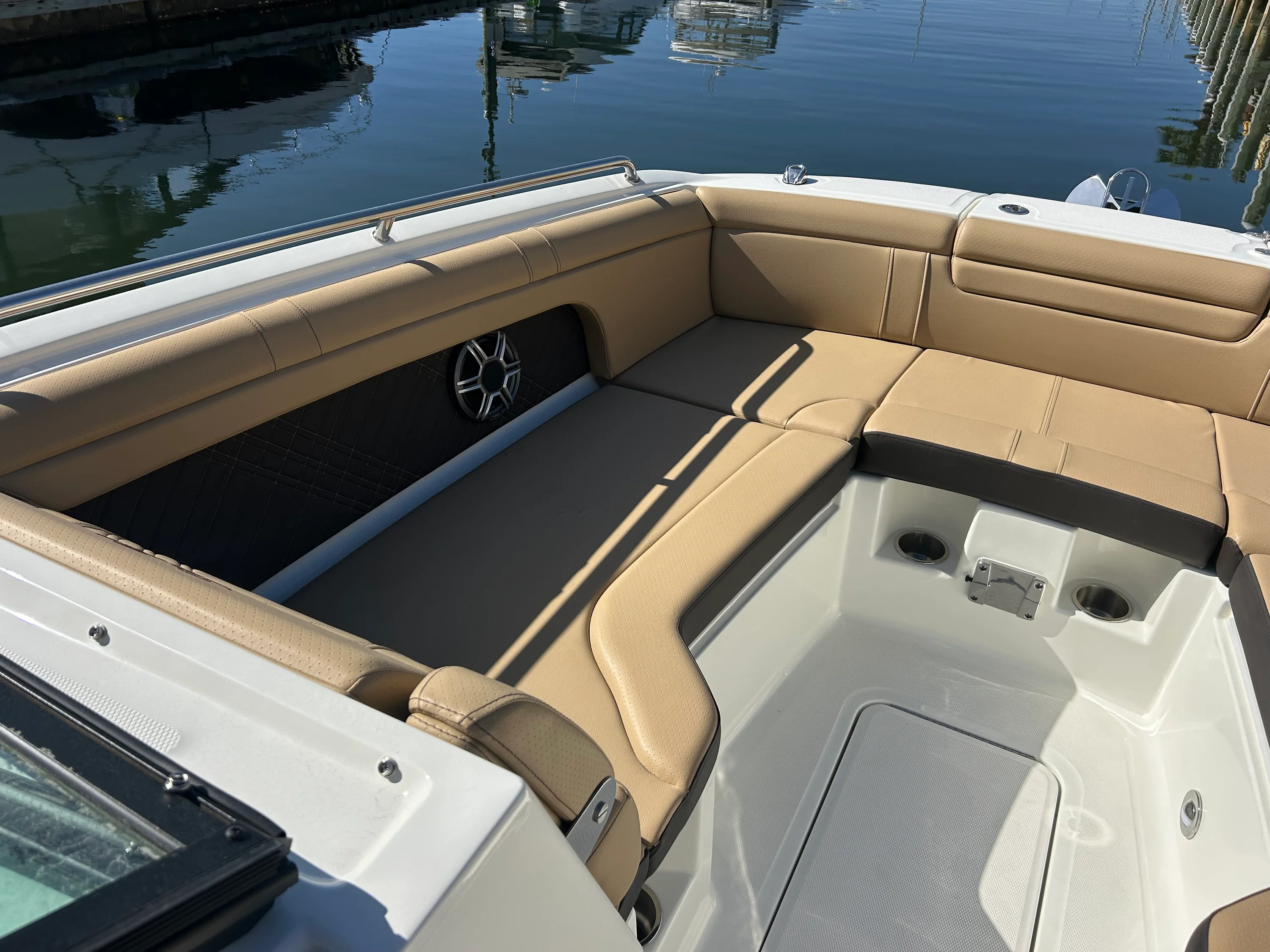 2026 Sea Ray SDX 290 Outboard Image Thumbnail #24