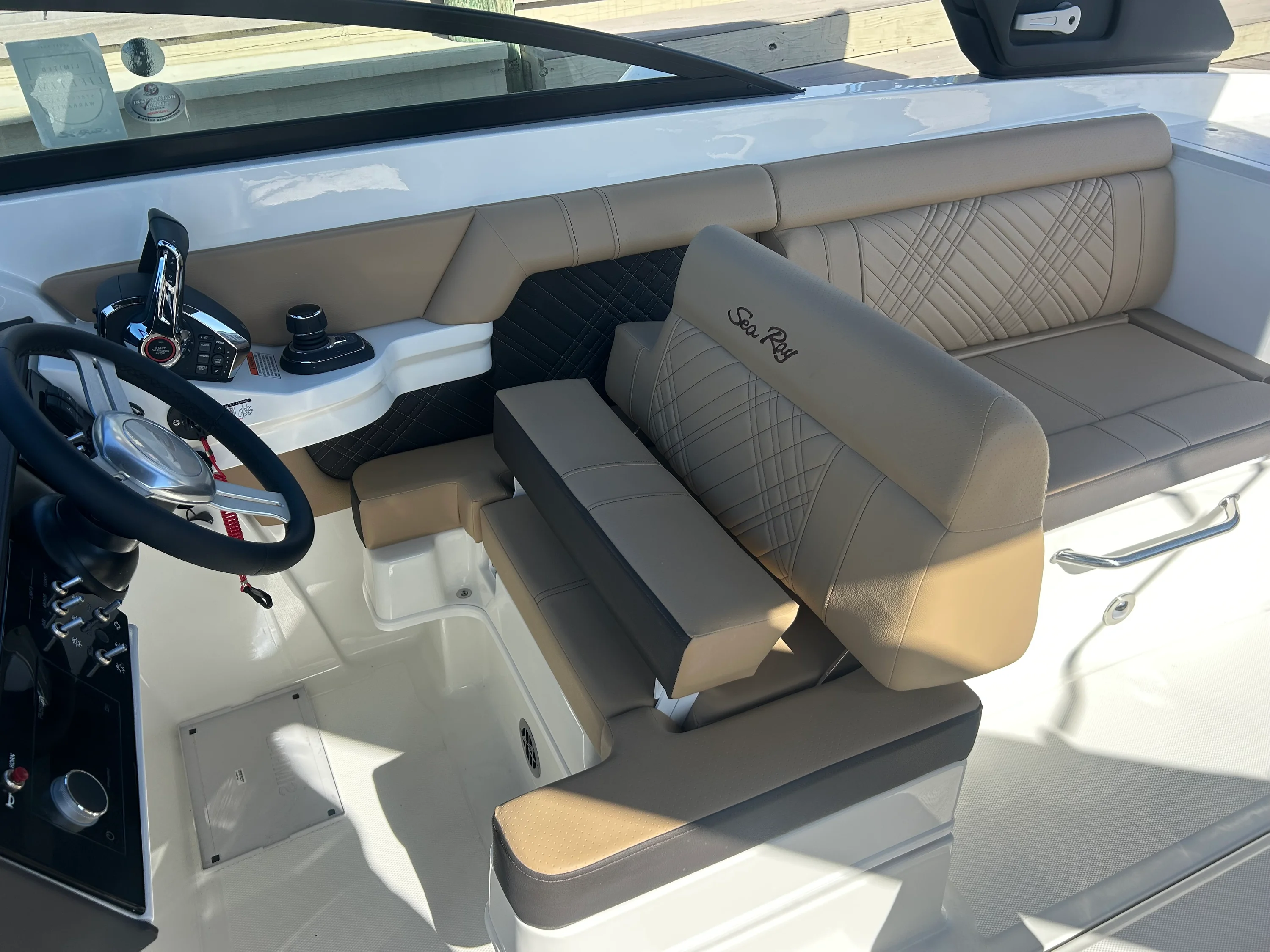 2026 Sea Ray SDX 290 Outboard Image Thumbnail #23