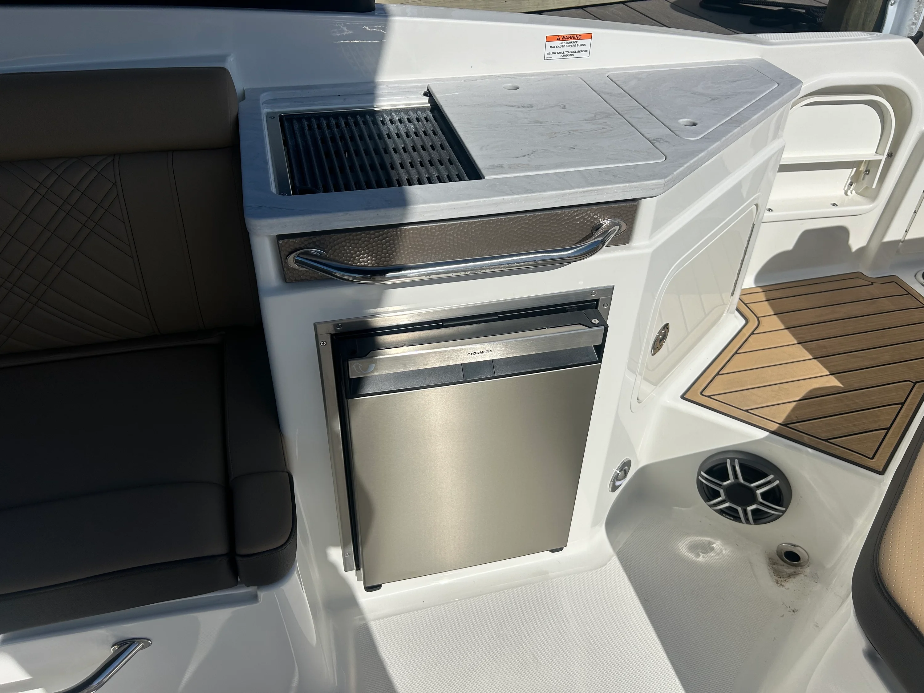 2026 Sea Ray SDX 290 Outboard Image Thumbnail #20