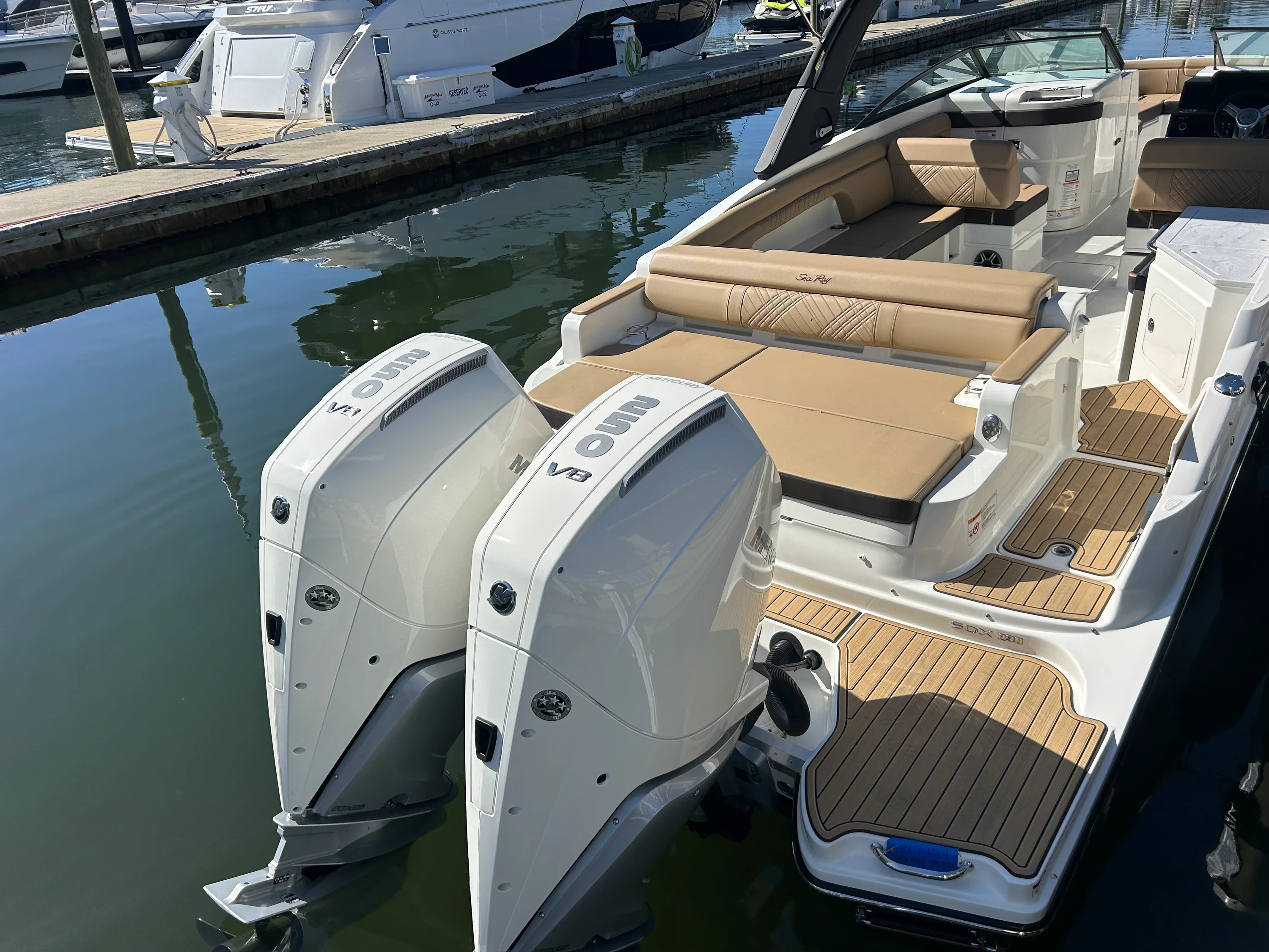 2026 Sea Ray SDX 290 Outboard Image Thumbnail #10