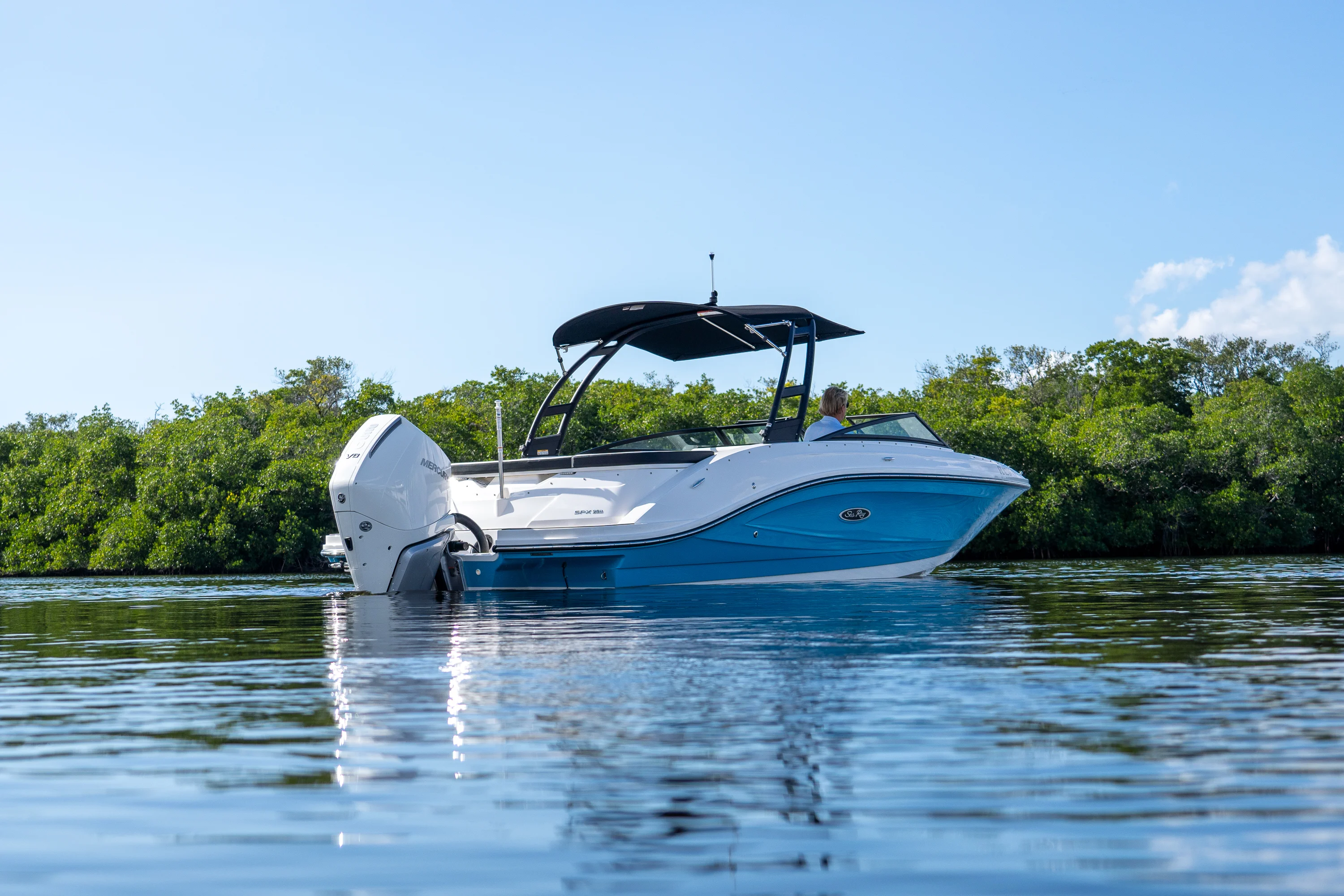 2024 Sea Ray SPX 230 Outboard Image Thumbnail #22