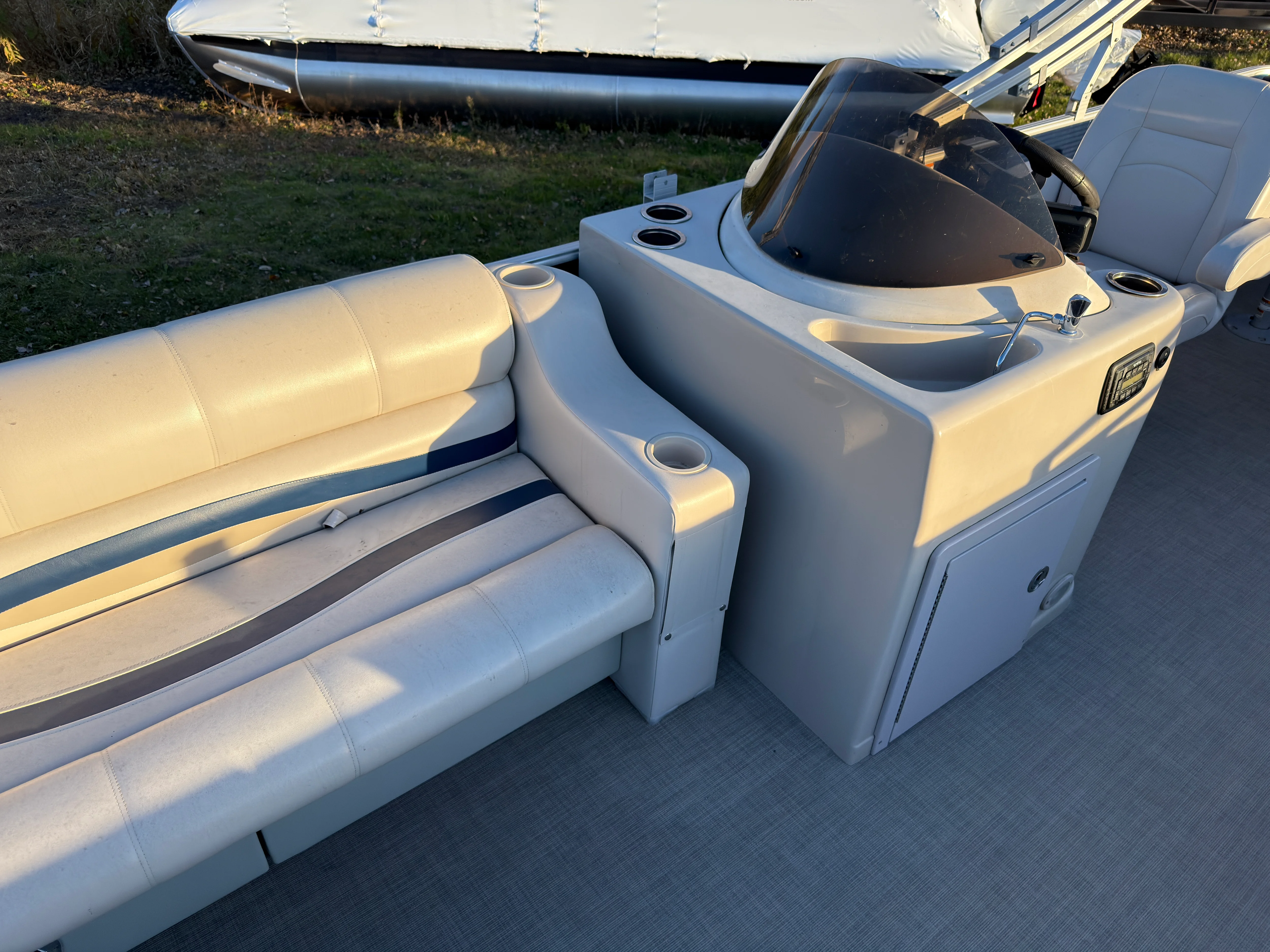 2015 Starcraft STARDECK 236 Image Thumbnail #10