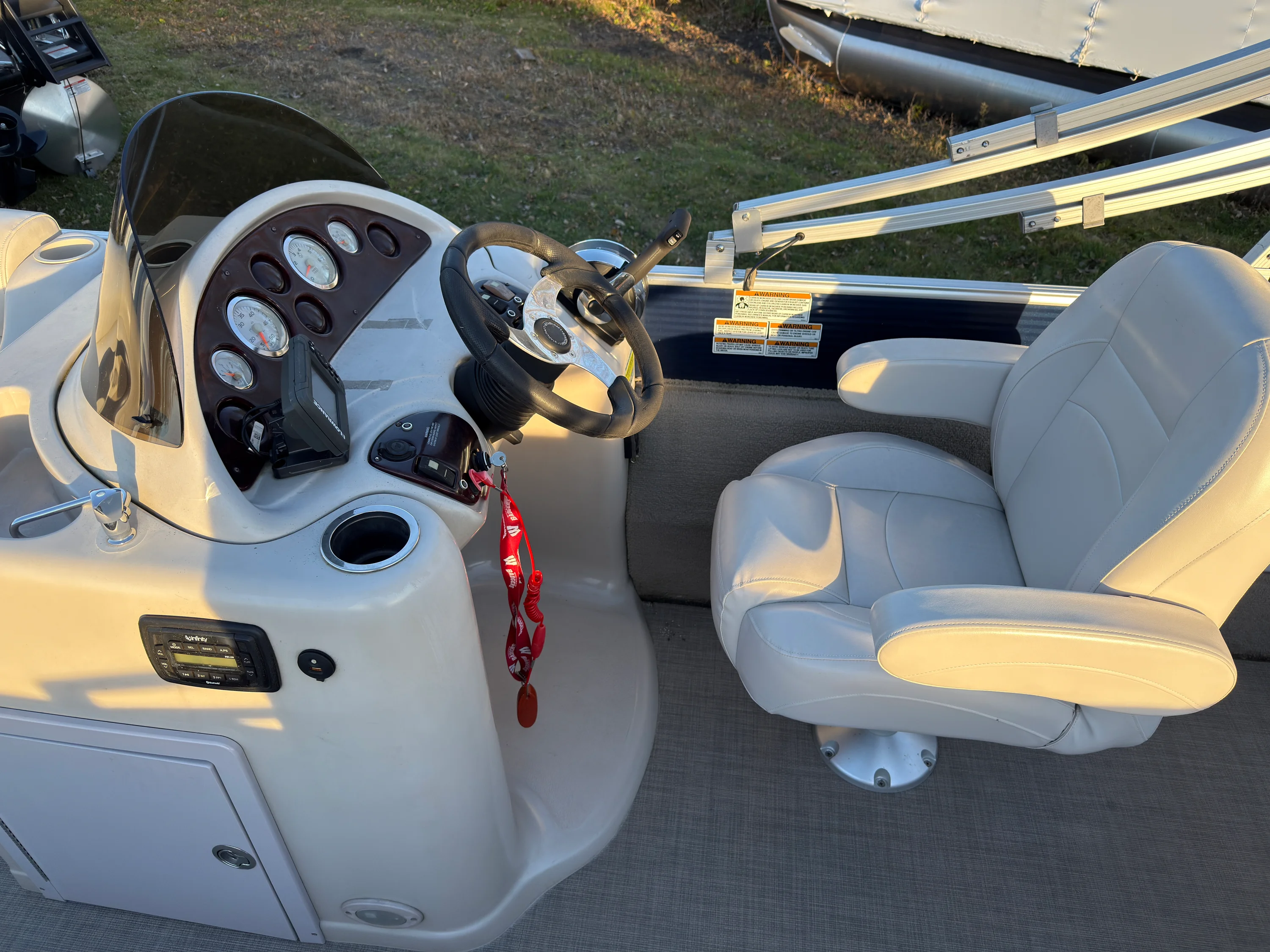 2015 Starcraft STARDECK 236 Image Thumbnail #15