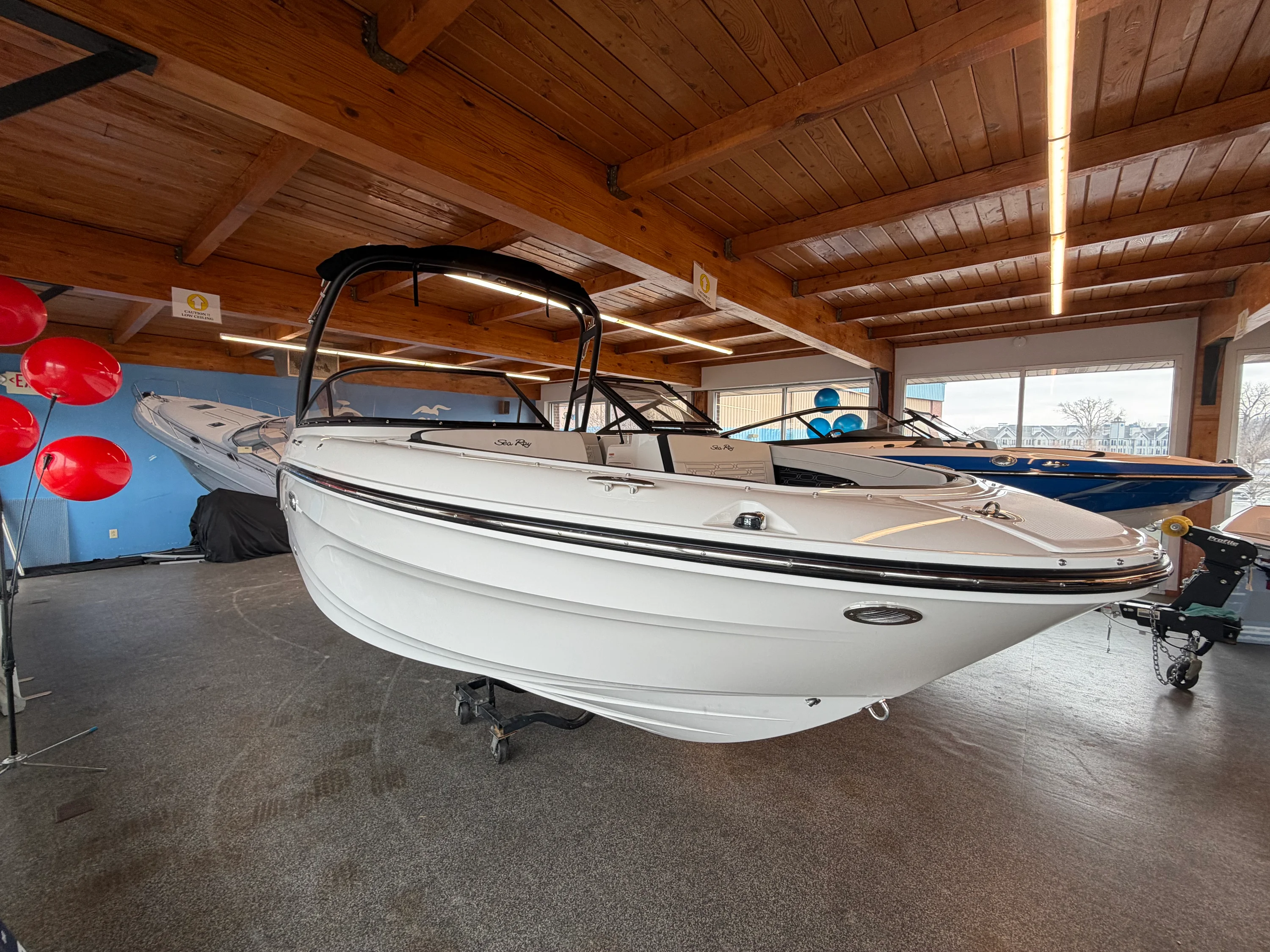 2026 Sea Ray SPX 210 Image Thumbnail #2