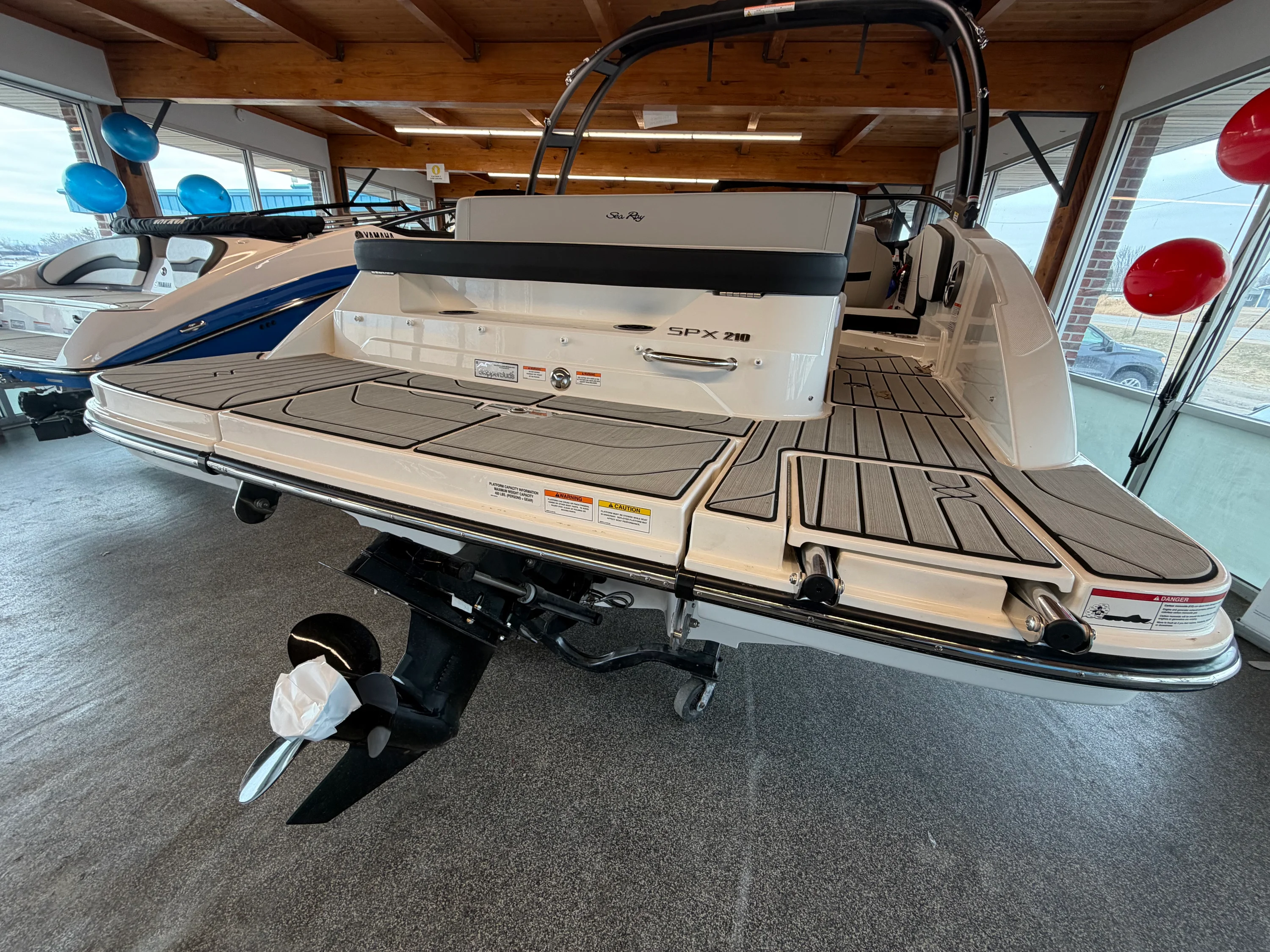 2026 Sea Ray SPX 210 Image Thumbnail #5