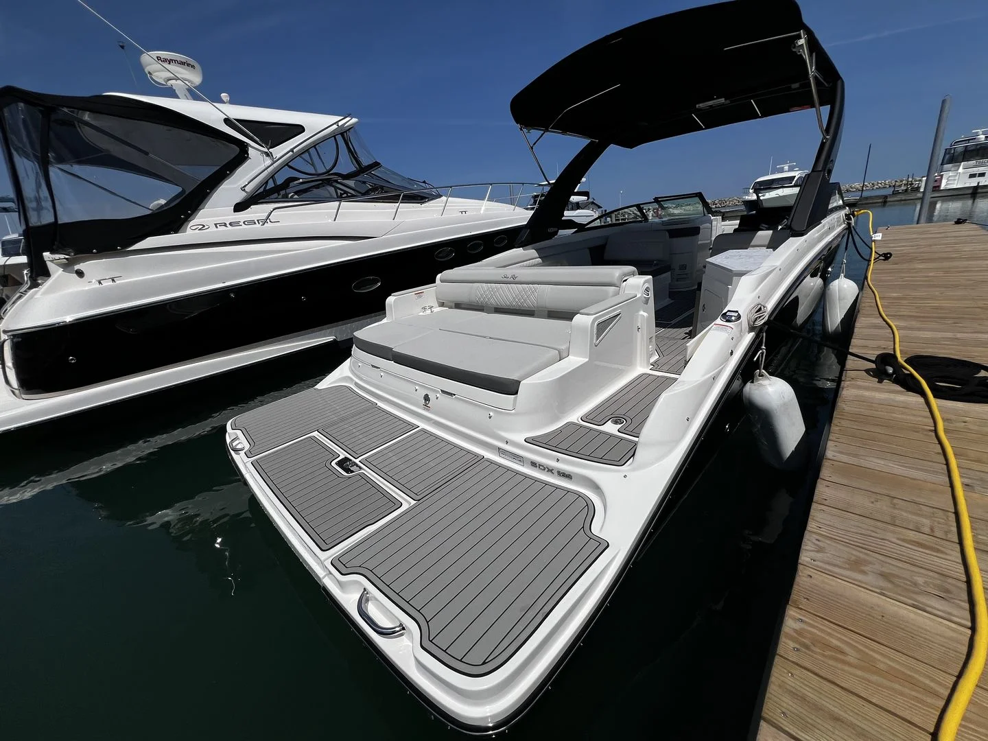 2026 Sea Ray SDX 290 Image Thumbnail #15
