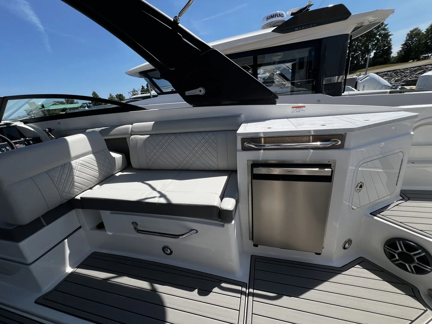 2026 Sea Ray SDX 290 Image Thumbnail #16
