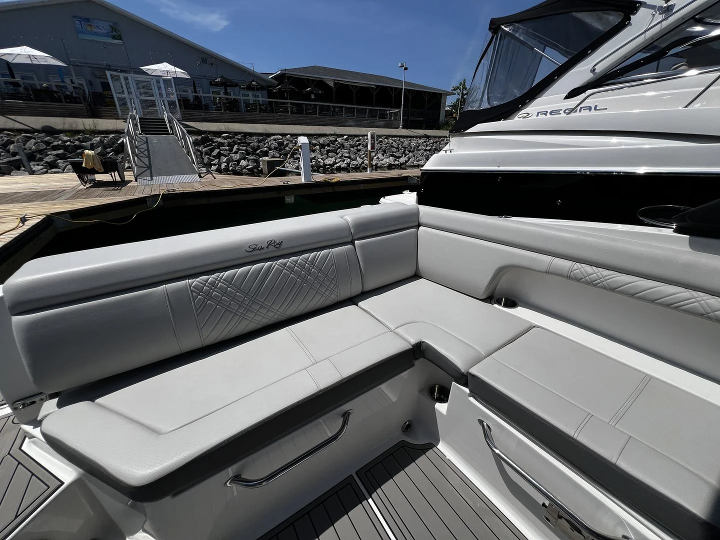 2026 Sea Ray SDX 290 Image Thumbnail #13