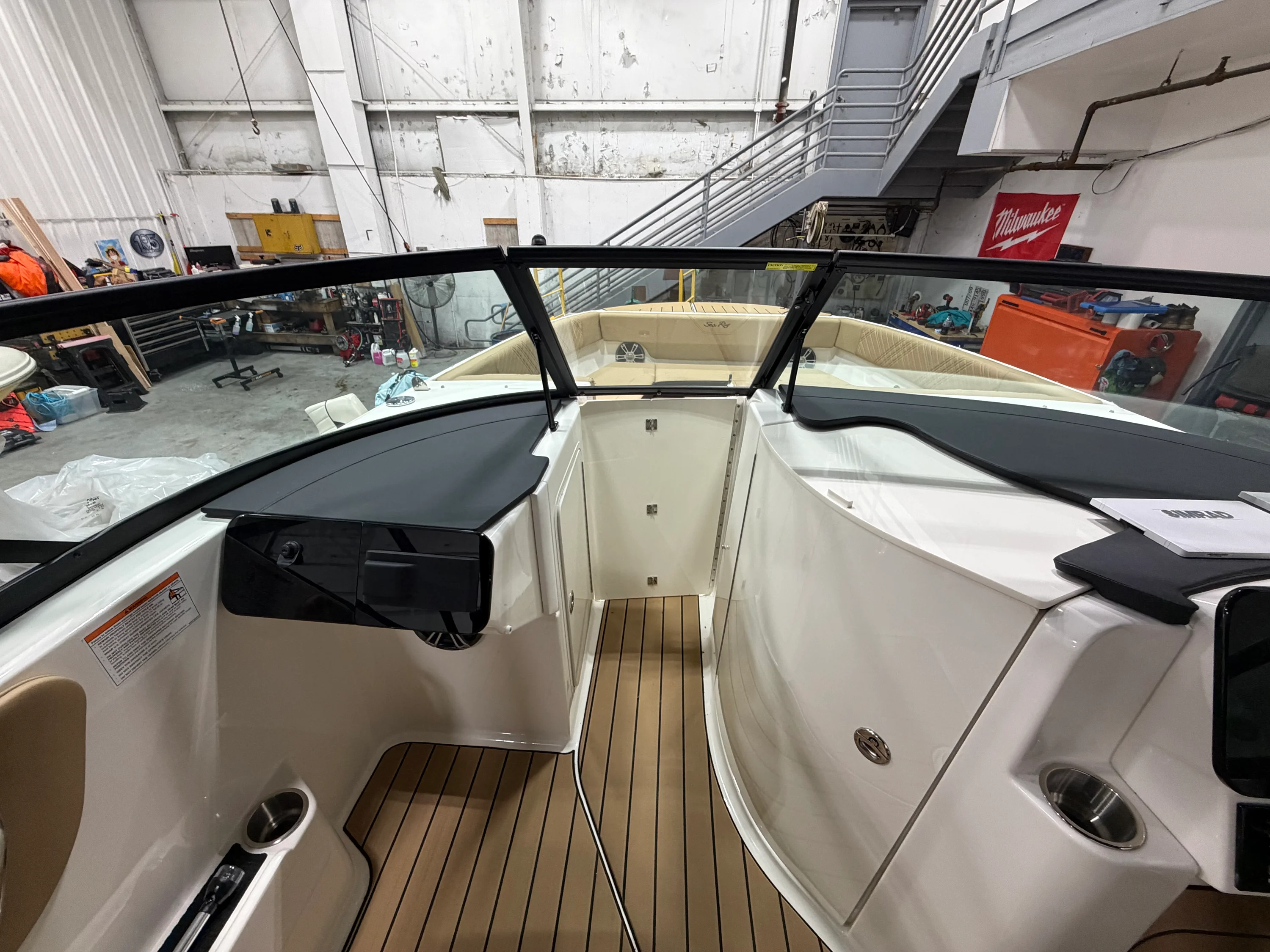 2026 Sea Ray SDX 270 Image Thumbnail #30